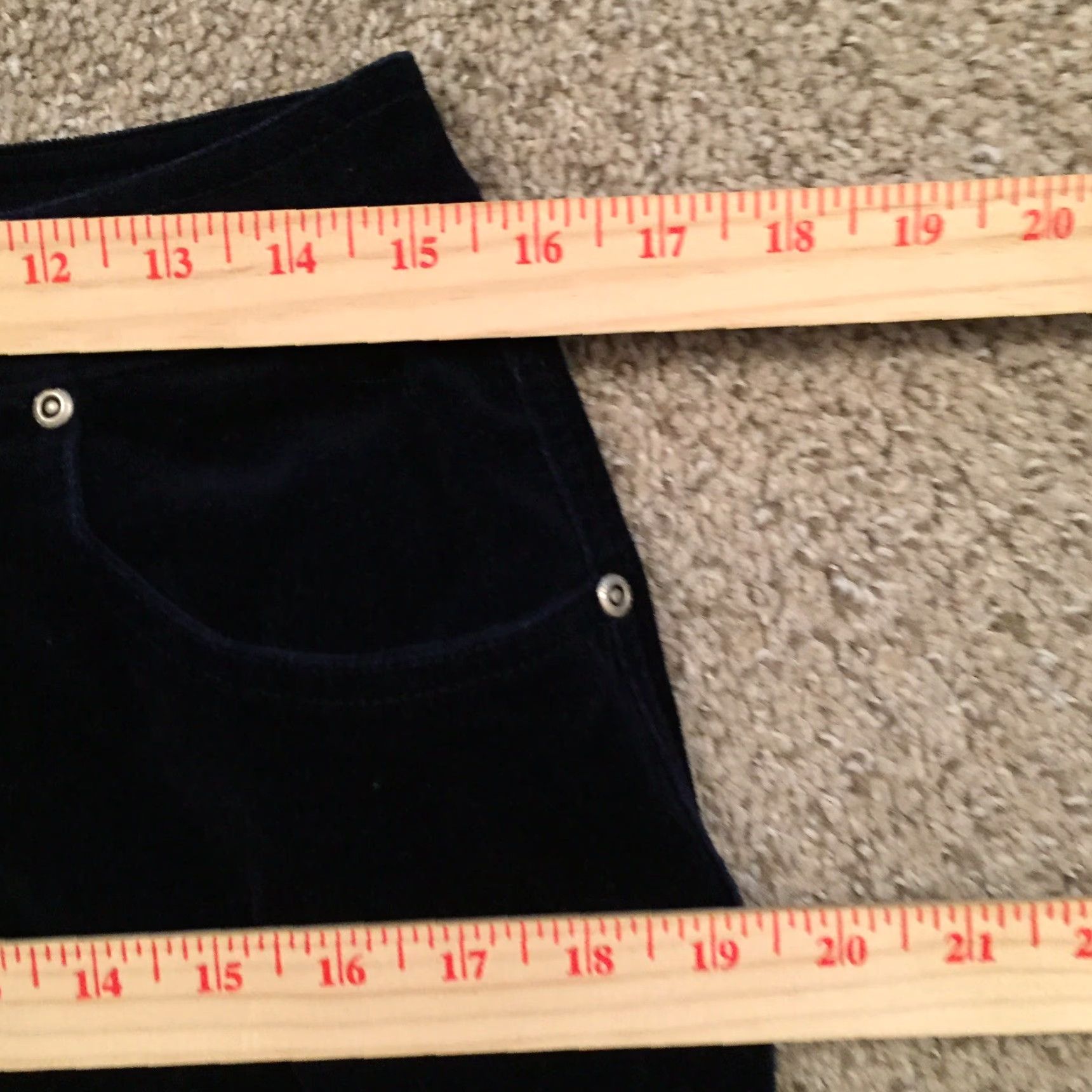Liz Claiborne Liz Claiborne Skirt Knee Length Women 10 Blue Velour Pockets A-Line Unlined Cotton Velour Casual Navy Blue Size 32" / US 10 / IT 46 - 3 Thumbnail