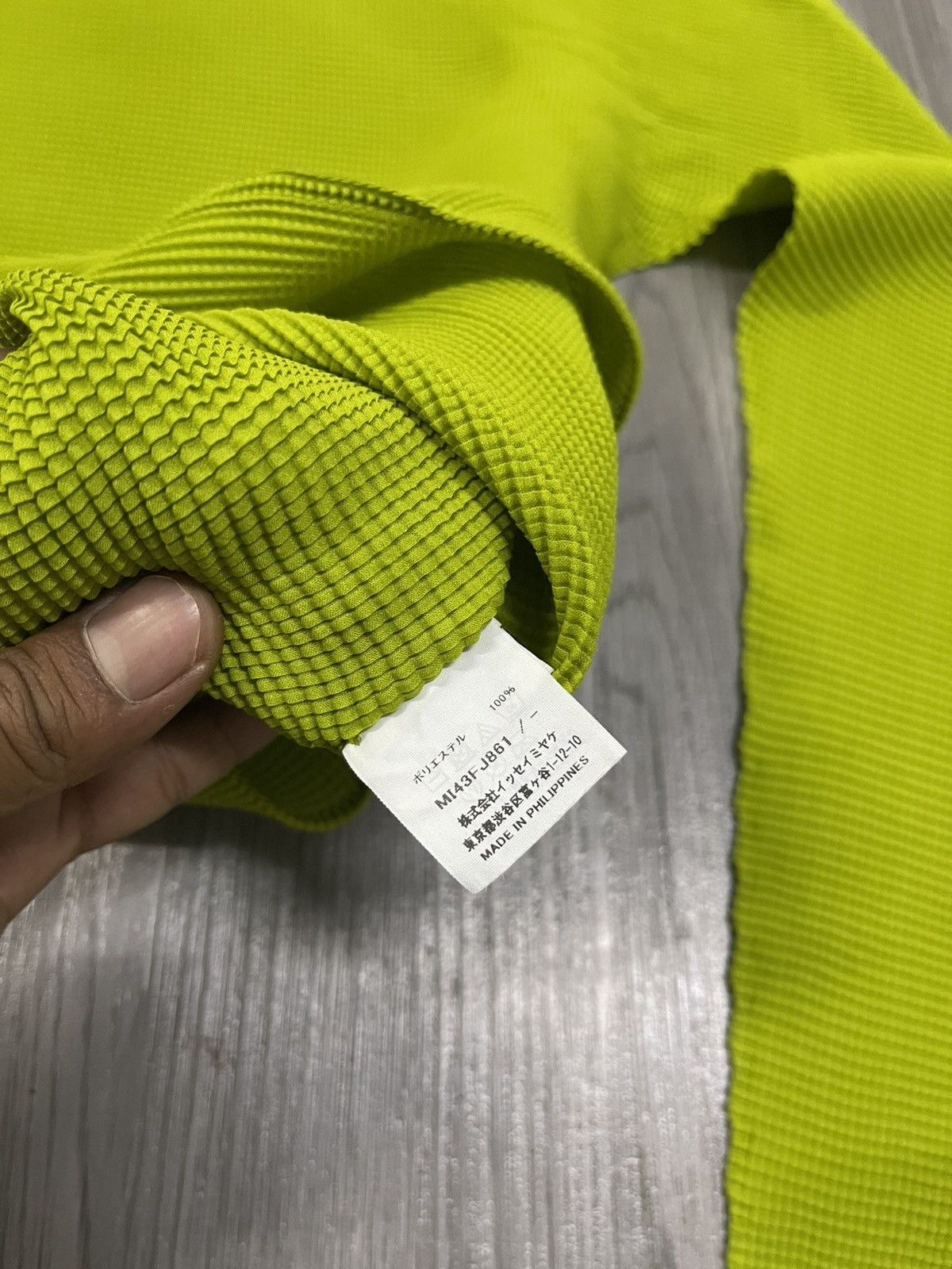 Pleats Please Issey Miyake Issey Miyake Pleated hi neck top Size M / US 6-8 / IT 42-44 - 5 Thumbnail