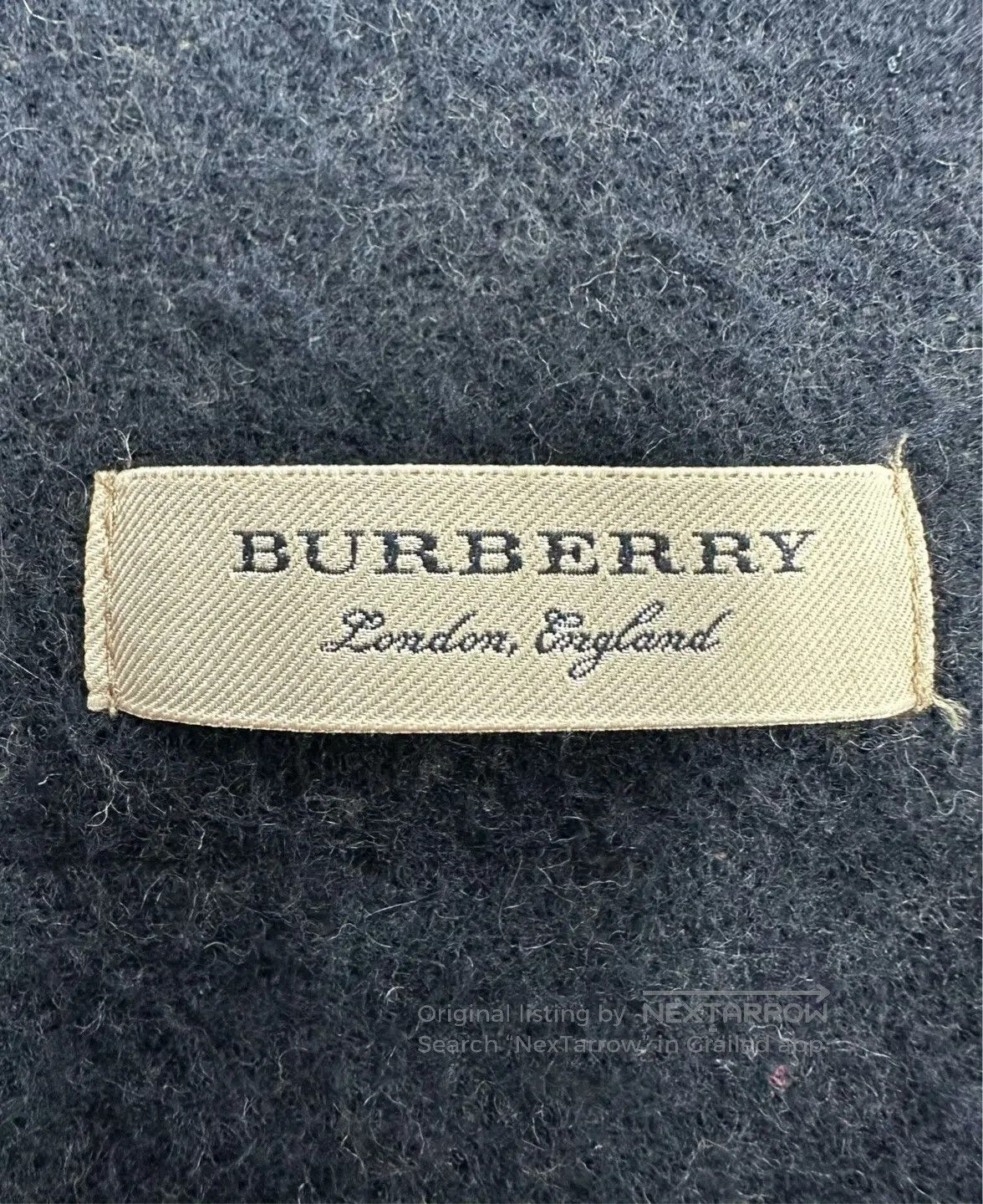 Burberry Burberry size F Khaki Classic Back Logo Wool Shawl| Size XS / US 0-2 / IT 36-38 - 3 Thumbnail