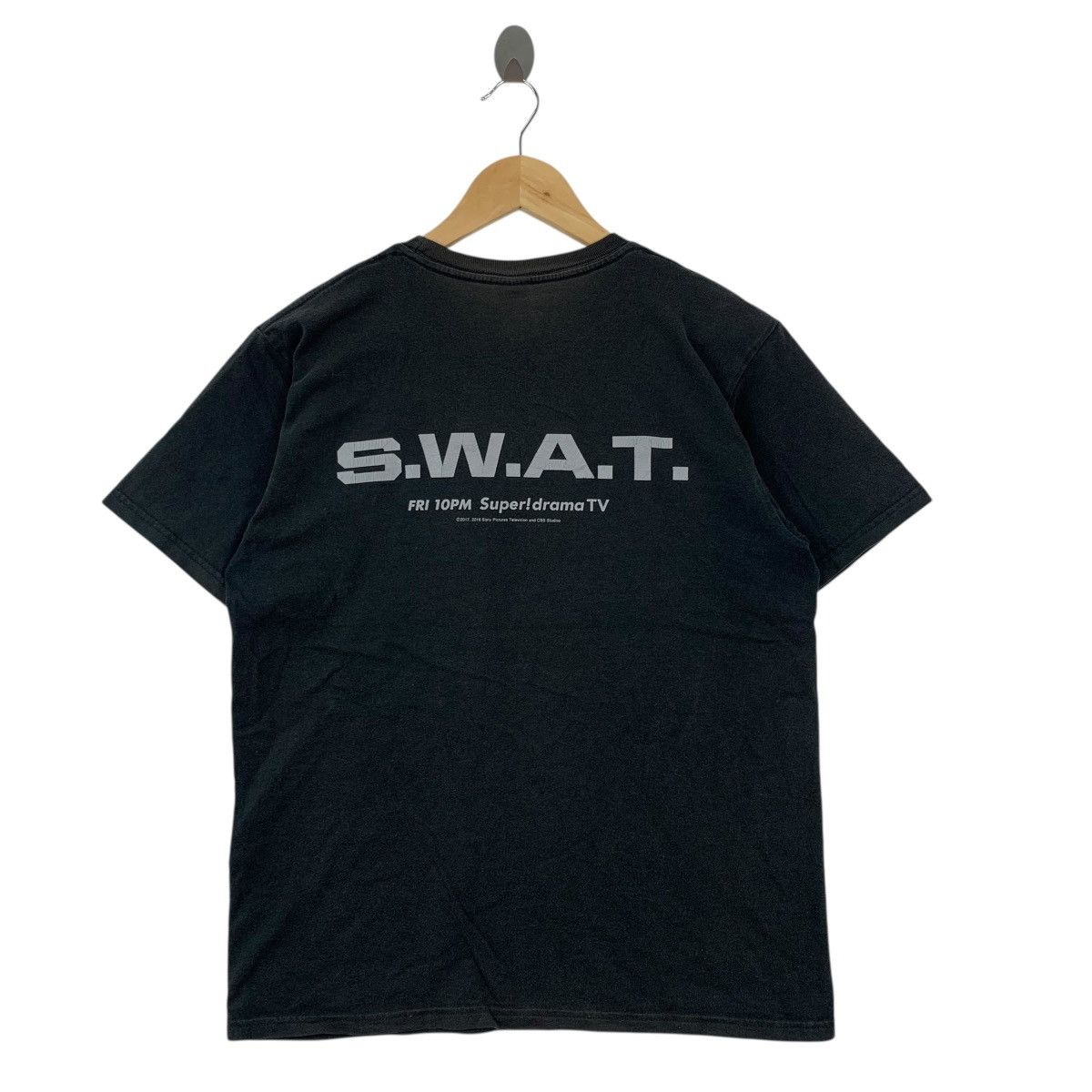 Vintage SWAT Special Weapon And Tactics Sony Movie Tshirt Size US L / EU 52-54 / 3 - 4 Thumbnail
