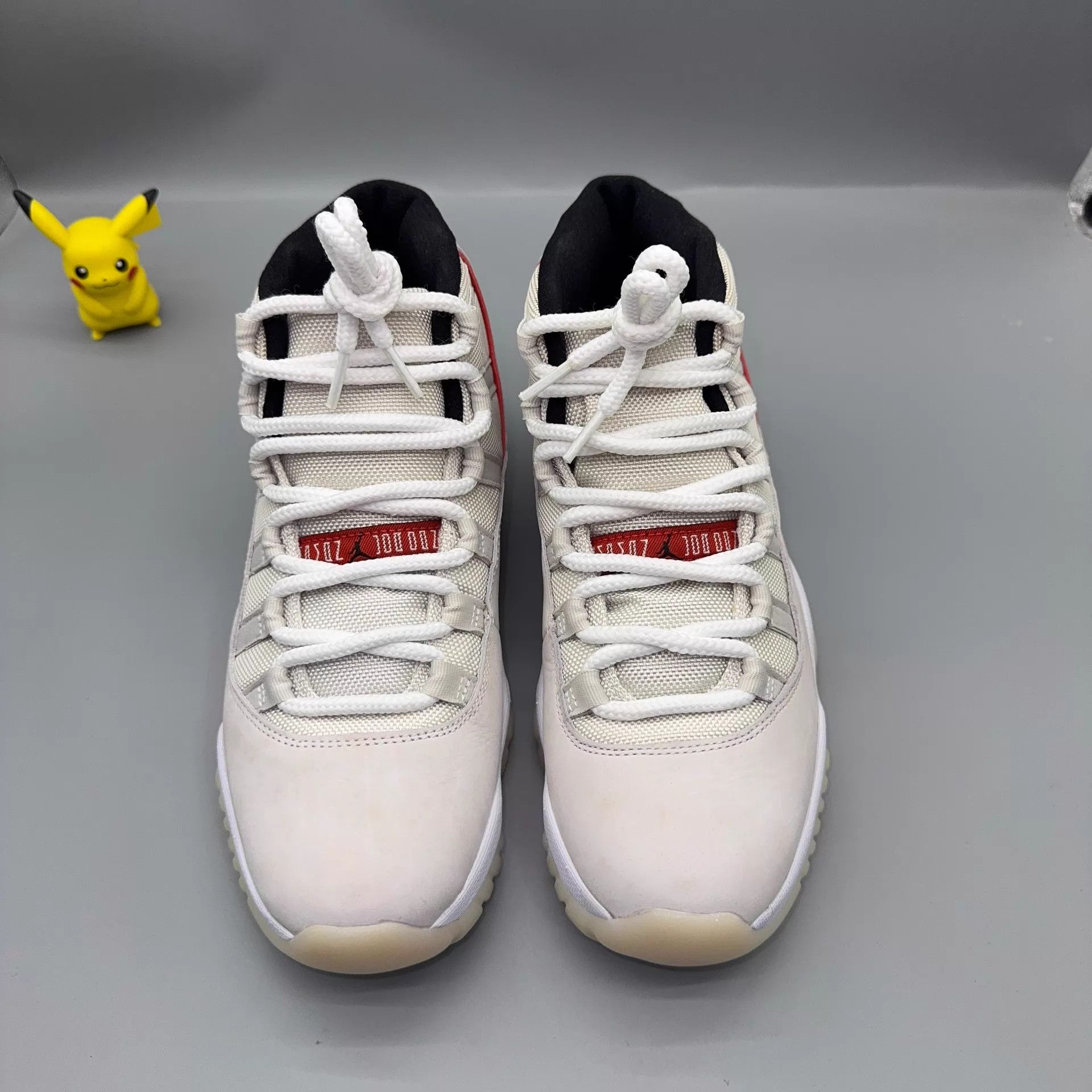 Nike Jordan AJ11 Bugs Bunny White Red Size 40 New Size US 7 / EU 40 - 2 Thumbnail