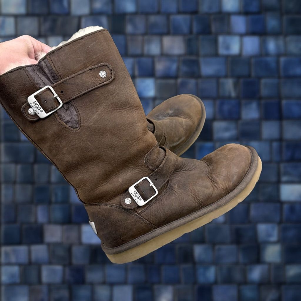 Ugg UGG Boots Women 8 5678 Kensington Brown Leather Shearling Lined Buckle Moto Size US 7 / IT 37 - 1 Thumbnail