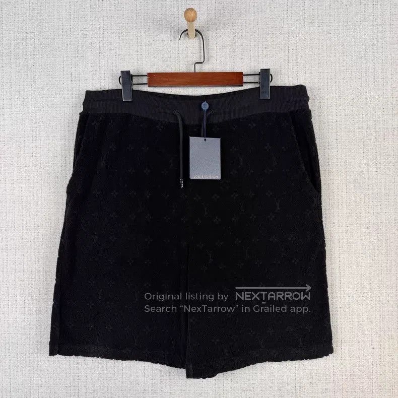 Louis Vuitton Louis Vuitton size l Solid presbyopic Terry Terry towel sho Size US 30 / EU 46 - 1 Thumbnail