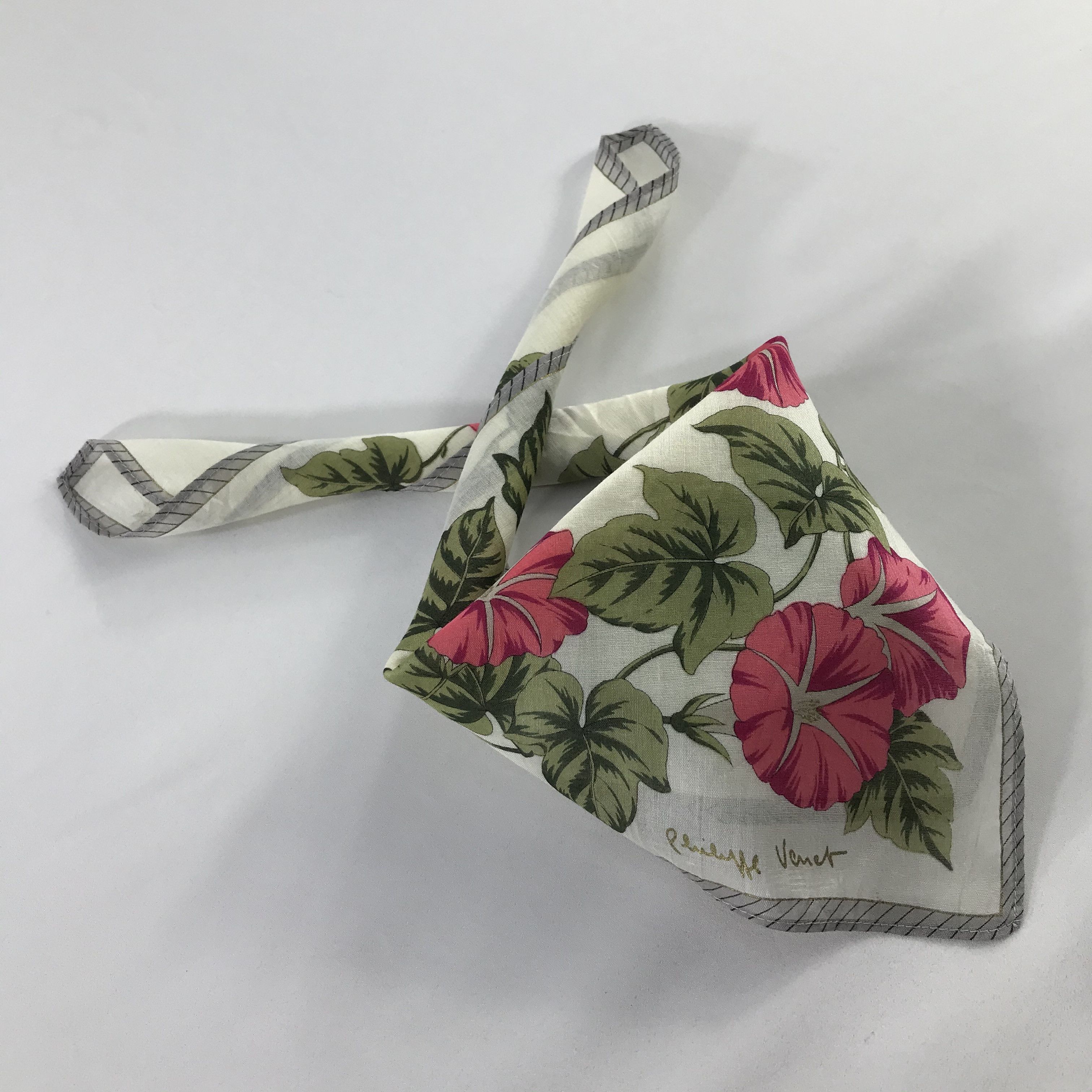 Vintage Phillipe V Bandana/ Handkerchief / Neckerchief Size ONE SIZE - 2 Thumbnail