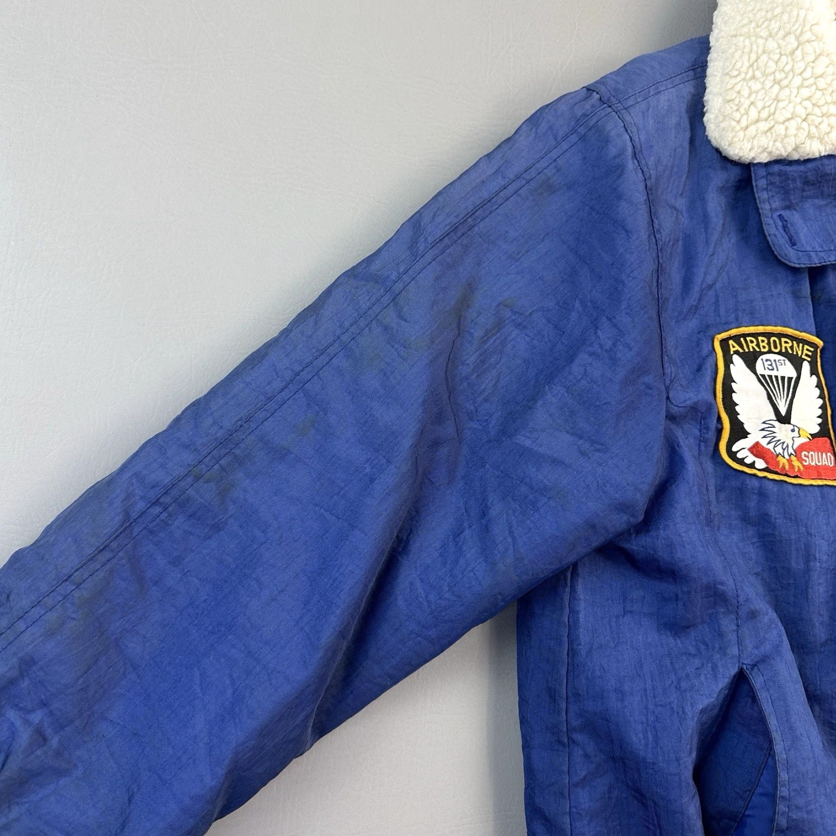 Vintage VINTAGE Current Seen Jacket Mens L 131st Airborne Squad Flight Bomber Blue Nylon Embroidered Logo Army Retro USA Size US L / EU 52-54 / 3 - 3 Thumbnail