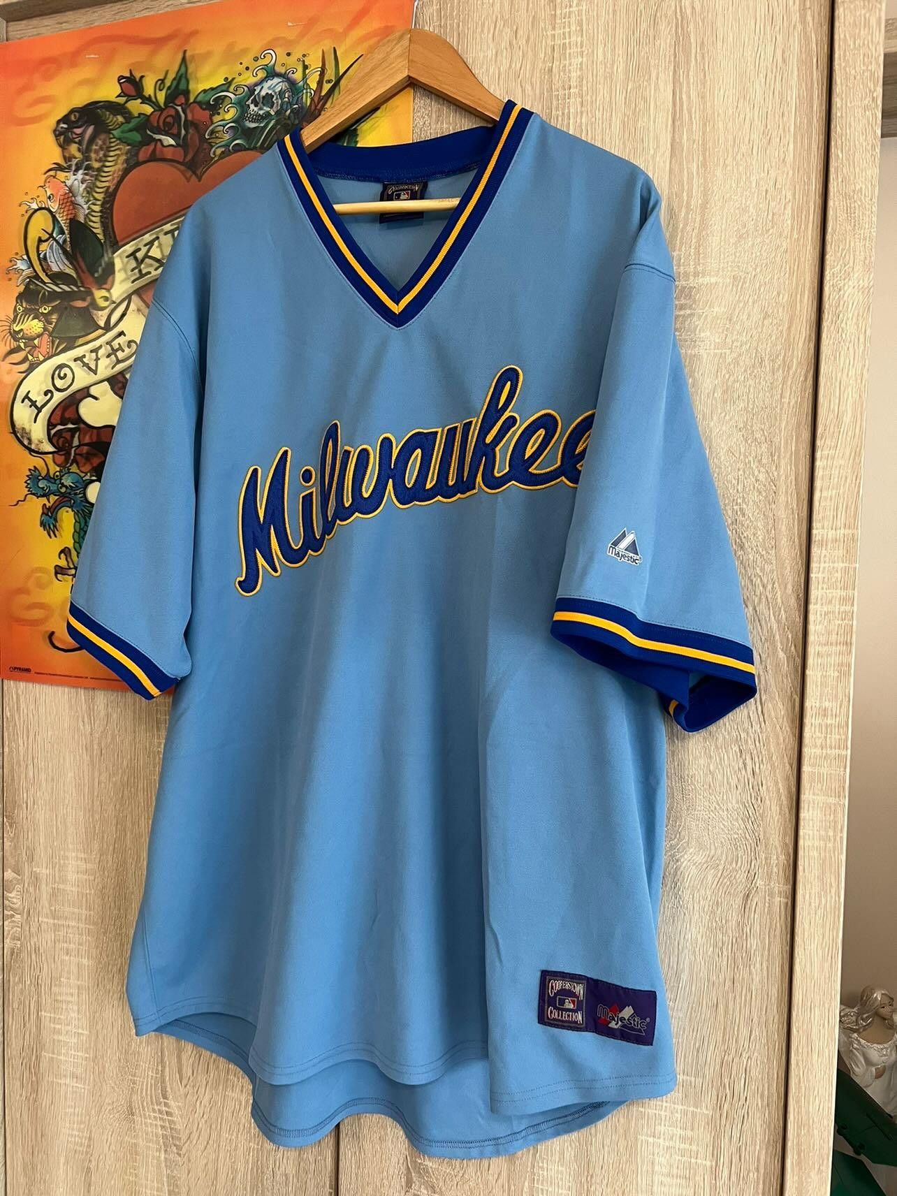 Cooperstown Collection Majestic Cooperstown Collection Milwaukee Brewer jersey Size US XXL / EU 58 / 5 - 9 Thumbnail