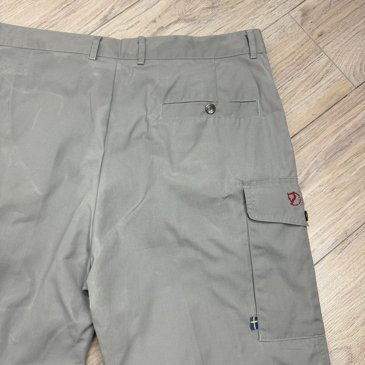 Fjallraven Vintage Fjallraven Y2K Nylon Polyester Grey Light Pants Size US 35 - 18 Thumbnail