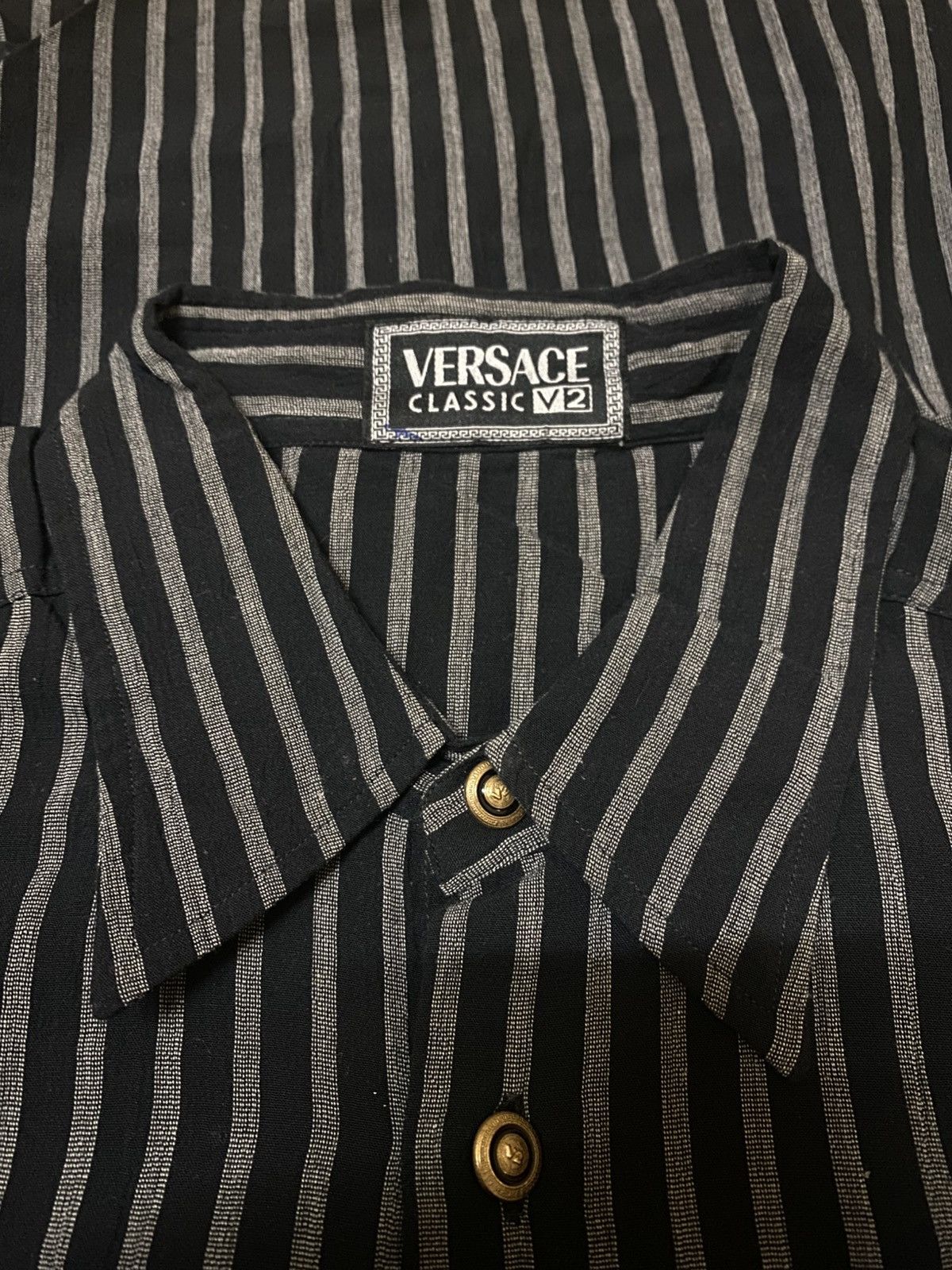 Versace Vintage 90s Versace Classic V2 Stripes Pattern Shirt Size US L / EU 52-54 / 3 - 4 Thumbnail