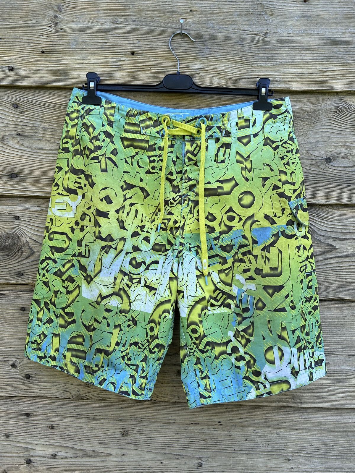 Oakley Vintage Oakley Allover AOP Crazy Design Swimming Shorts Size US 36 / EU 52 - 1 Thumbnail