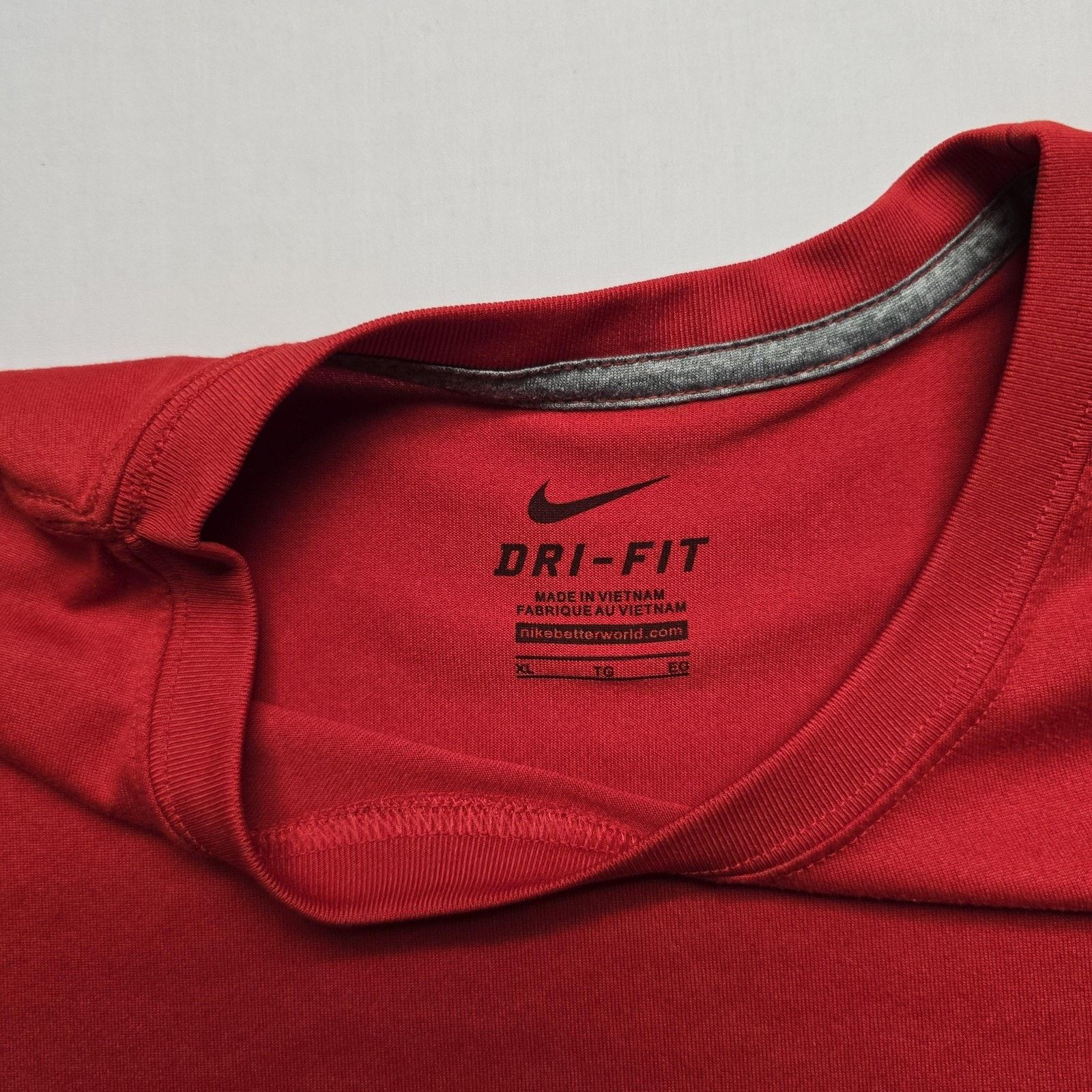Nike Nike Shirt Mens XL Red Dri-FIT Performance Invesco Gym Size US XL / EU 56 / 4 - 6 Thumbnail