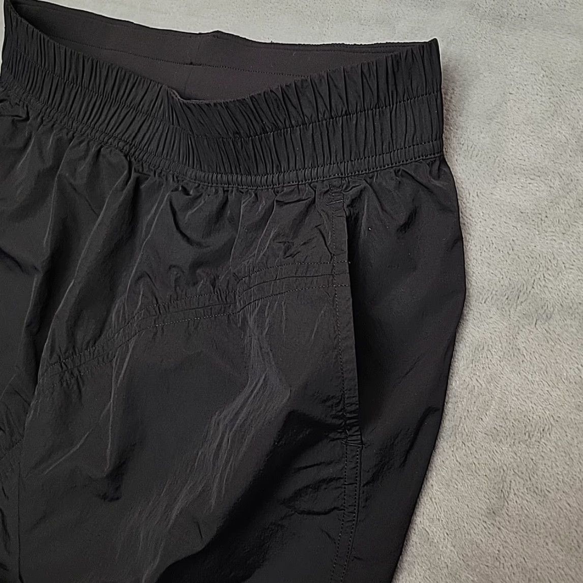 Lululemon Lululemon Skirt Womens M Black On The Fly Mini Athleisure Unlined Pockets Size 32" / US 10 / IT 46 - 2 Thumbnail