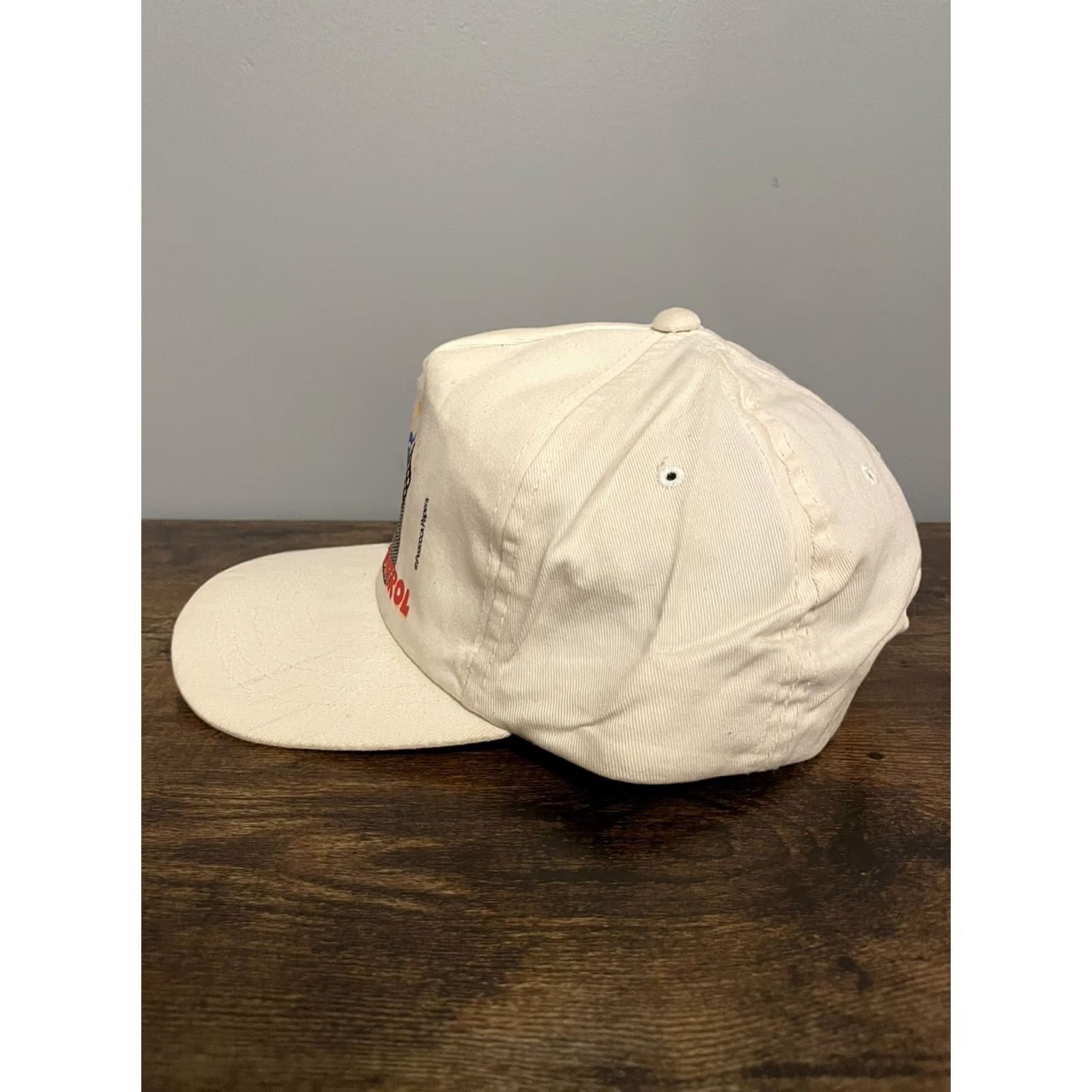 Vintage VINTAGE Sportsman White Snapback Hat One Size Men Adjustable Logo Cotton Paper Peacock Remote Control King Of The Remote Control Size ONE SIZE - 3 Thumbnail
