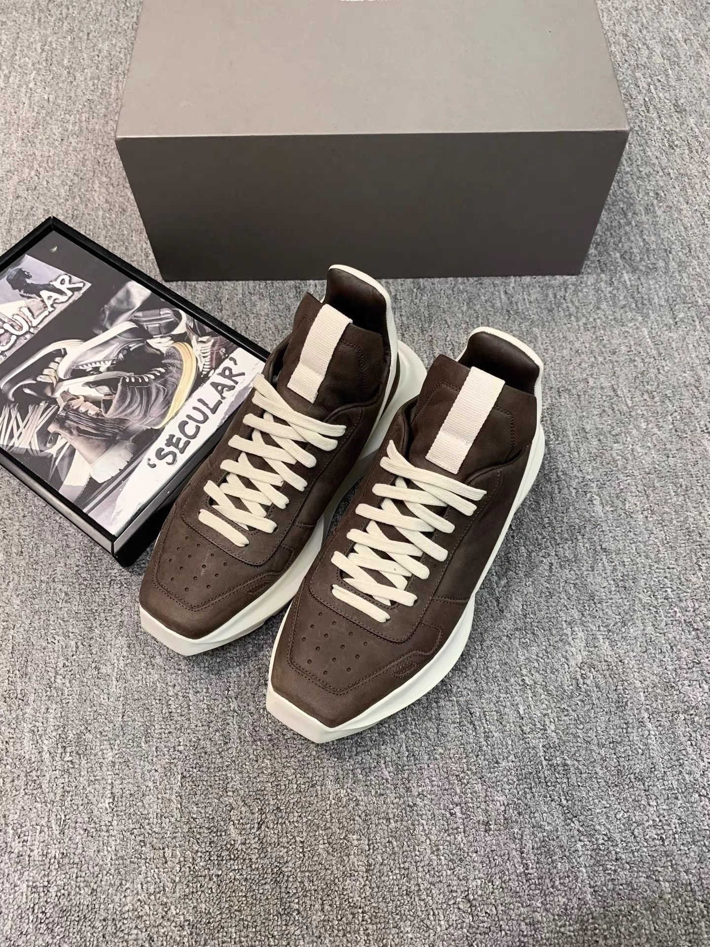 Rick Owens Rick Owens Runner Mainline Leather Tank Sneakers K34 Size US 5.5 / EU 38 - 3 Thumbnail