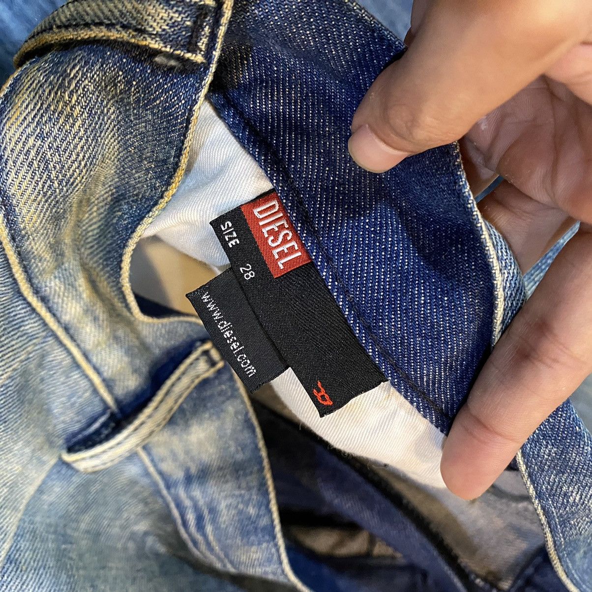 Diesel Vintage Diesel RARE DESIGN Denim Jeans Size US 28 / EU 44 - 13 Thumbnail