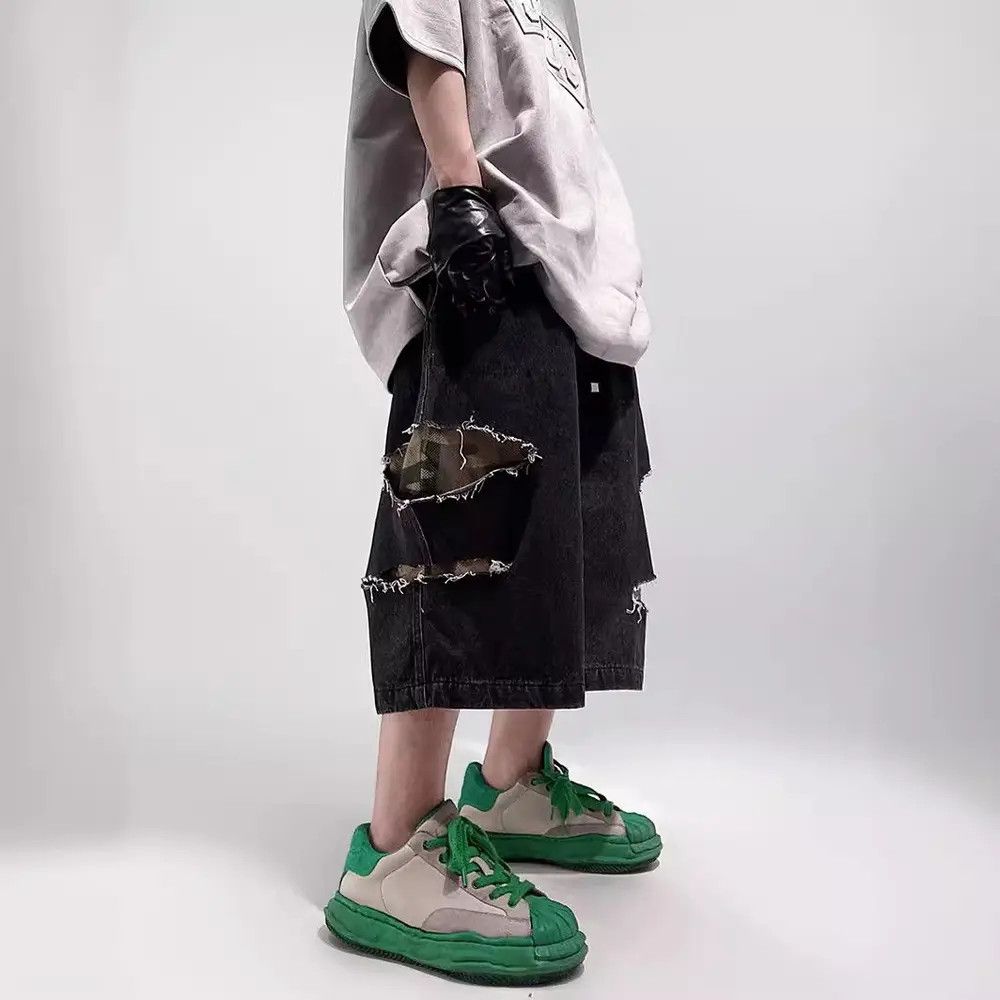 Japanese Brand × Jean Black Distressed Denim Shorts Size US 30 / EU 46 - 1 Thumbnail