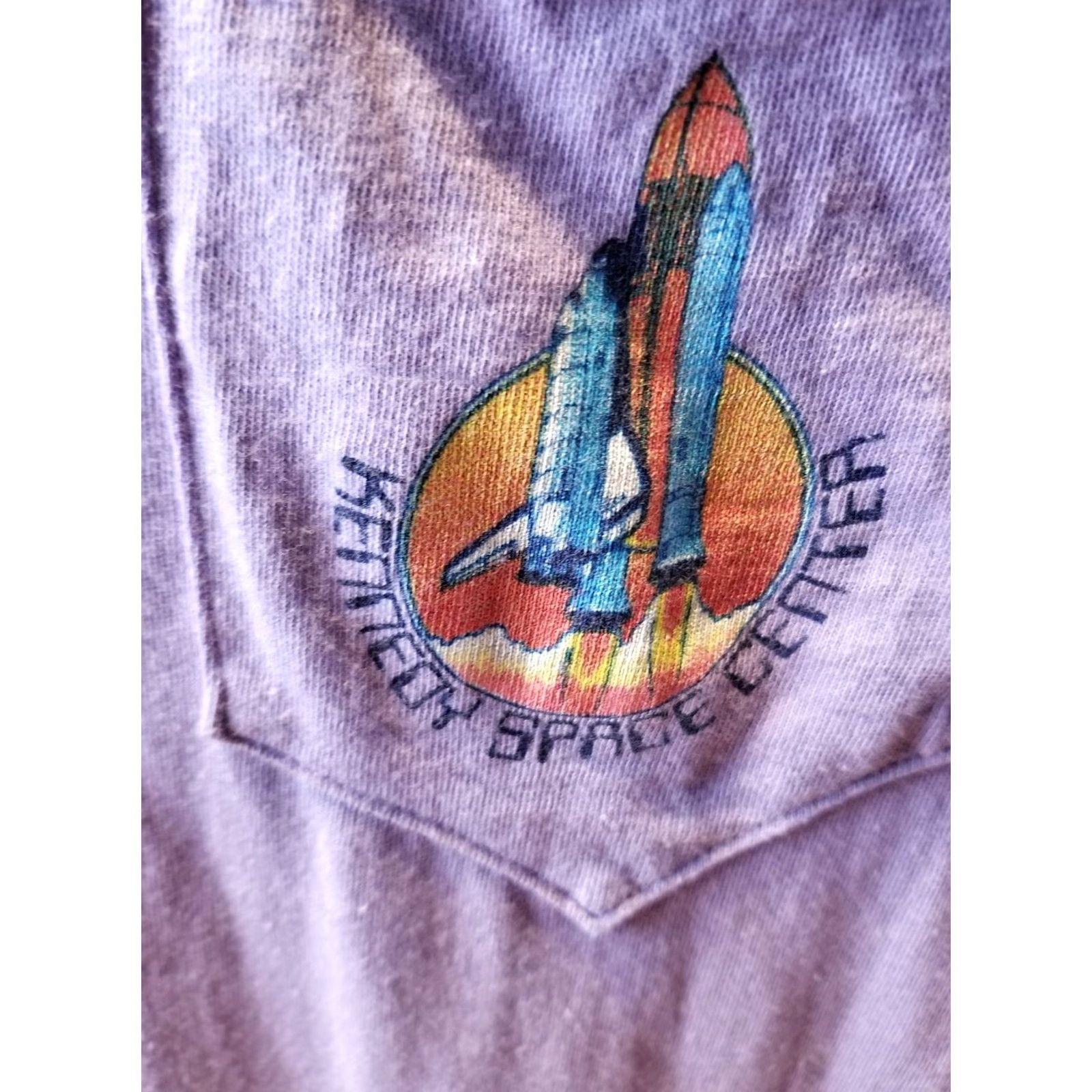 Vintage VINTAGE Kennedy Space Center One Pocket Single Stitch T-Shirt SZ Small T-Shirt Men Purple Camouflage Short Sleeve Round Neck Cotton? Size US S / EU 44-46 / 1 - 4 Thumbnail