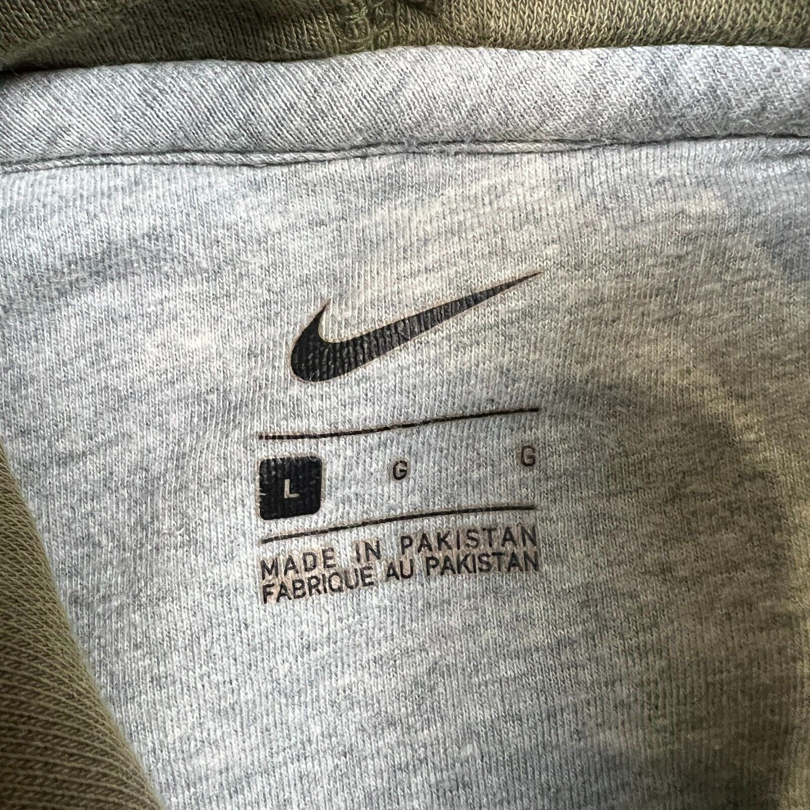 Nike × Vintage Nike Air Hoodie Large Green Sportswear Swoosh Faded Hooded Size US L / EU 52-54 / 3 - 6 Thumbnail