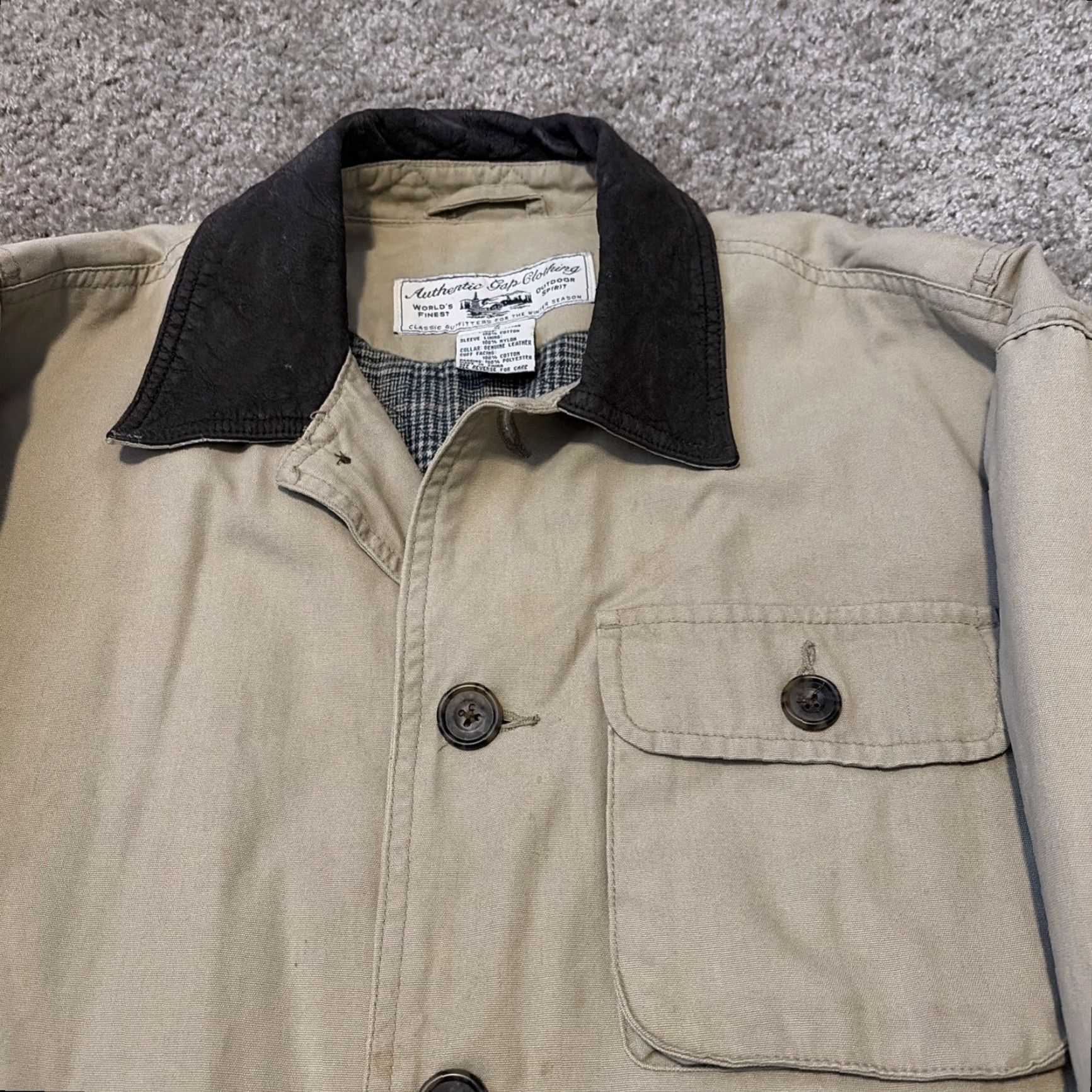 Gap VINTAGE Gap Beige Barn Coat Leather Collar Plaid Lining Adult Small Overcoat Unisex Adults Cotton Coat Mens Womens Size US S / EU 44-46 / 1 - 4 Thumbnail
