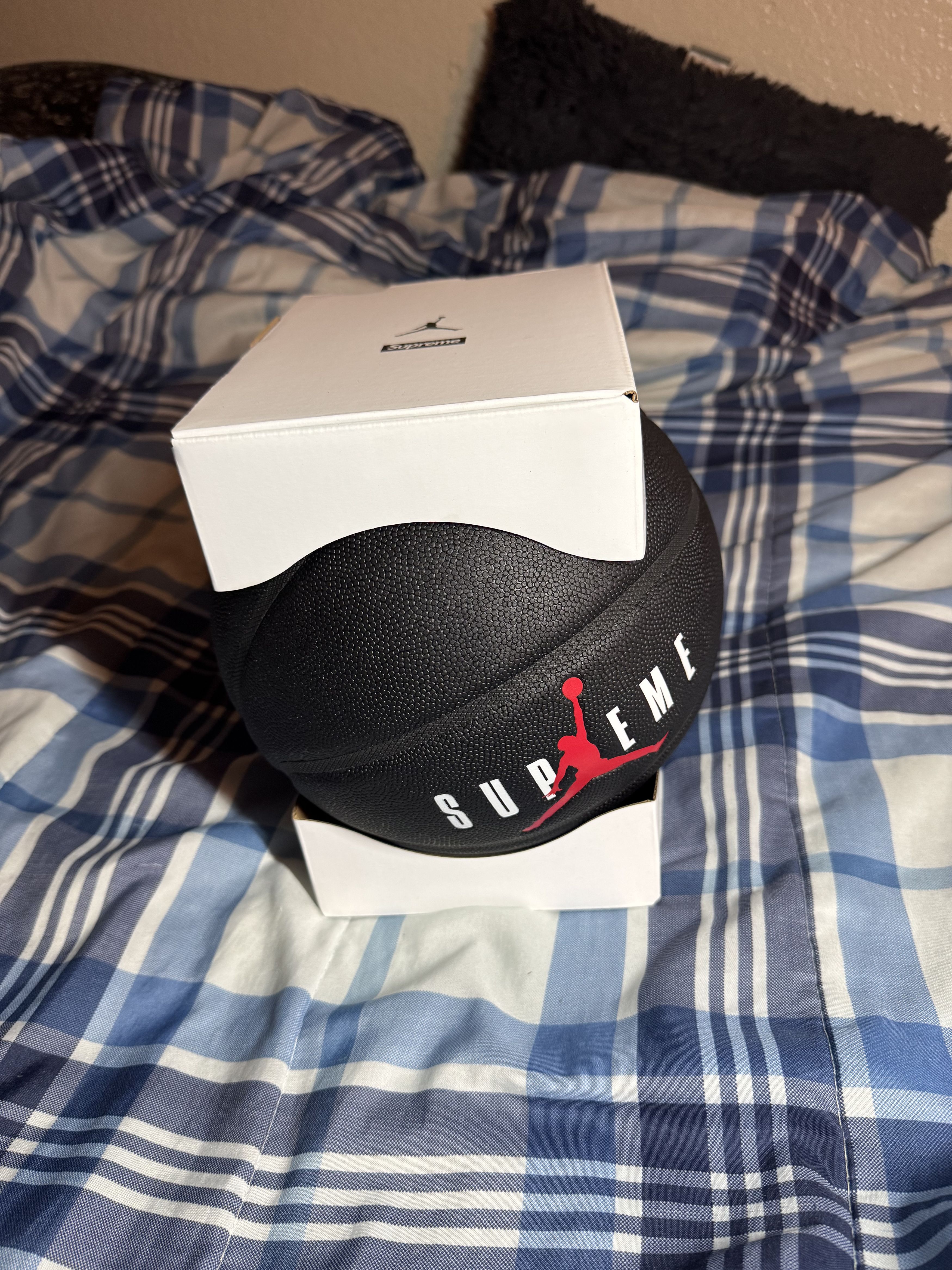 Supreme Supreme®/Jordan® Basketball Size ONE SIZE - 2 Thumbnail