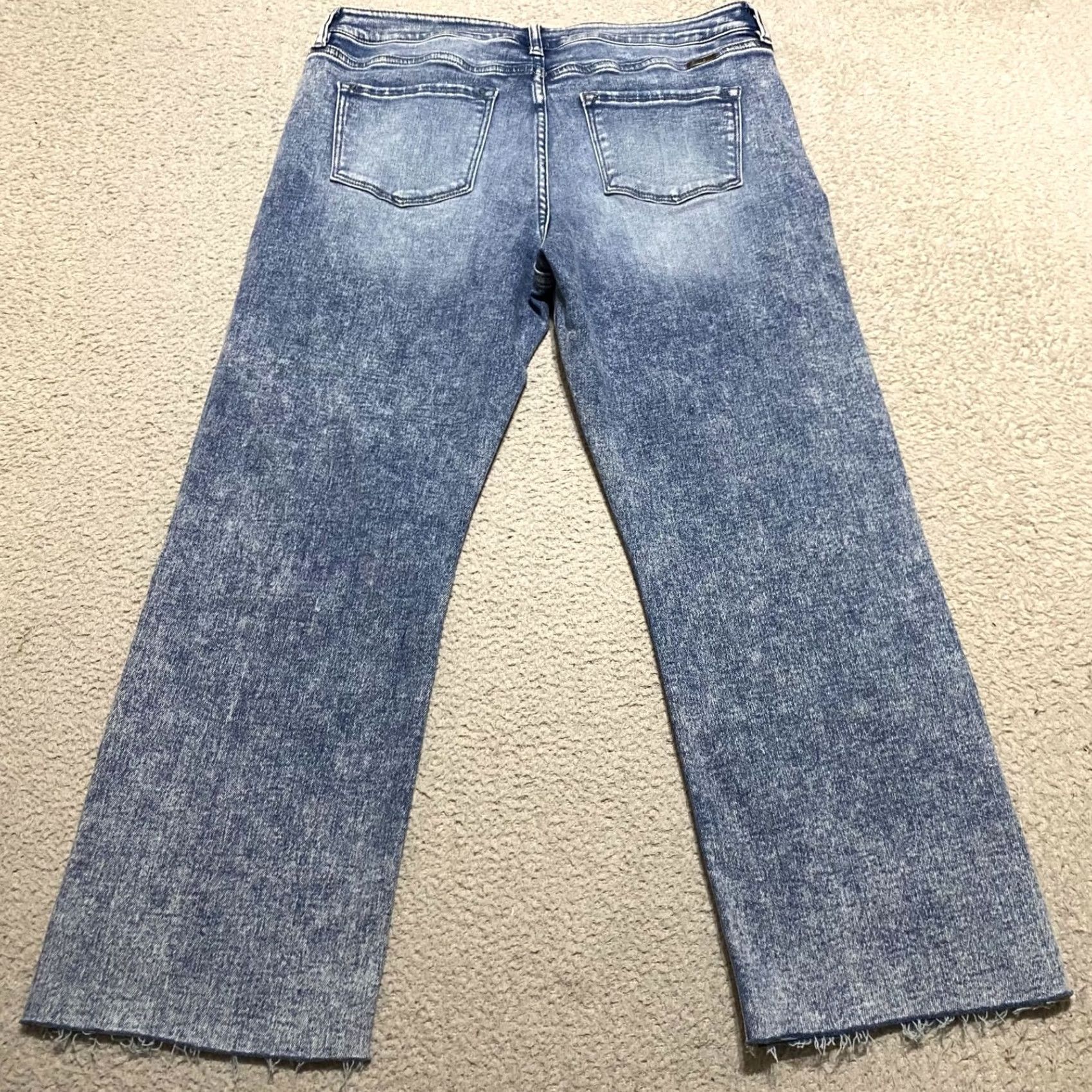 Vintage Kancan Jeans Blue Denim Medium Wash Cropped Straight Womens 31" 5-Pocket Inseam 24" High Rise Cotton Polyester Spandex Relaxed Regular Accessories N/A Size 24" / US 00 / IT 34 - 2 Thumbnail