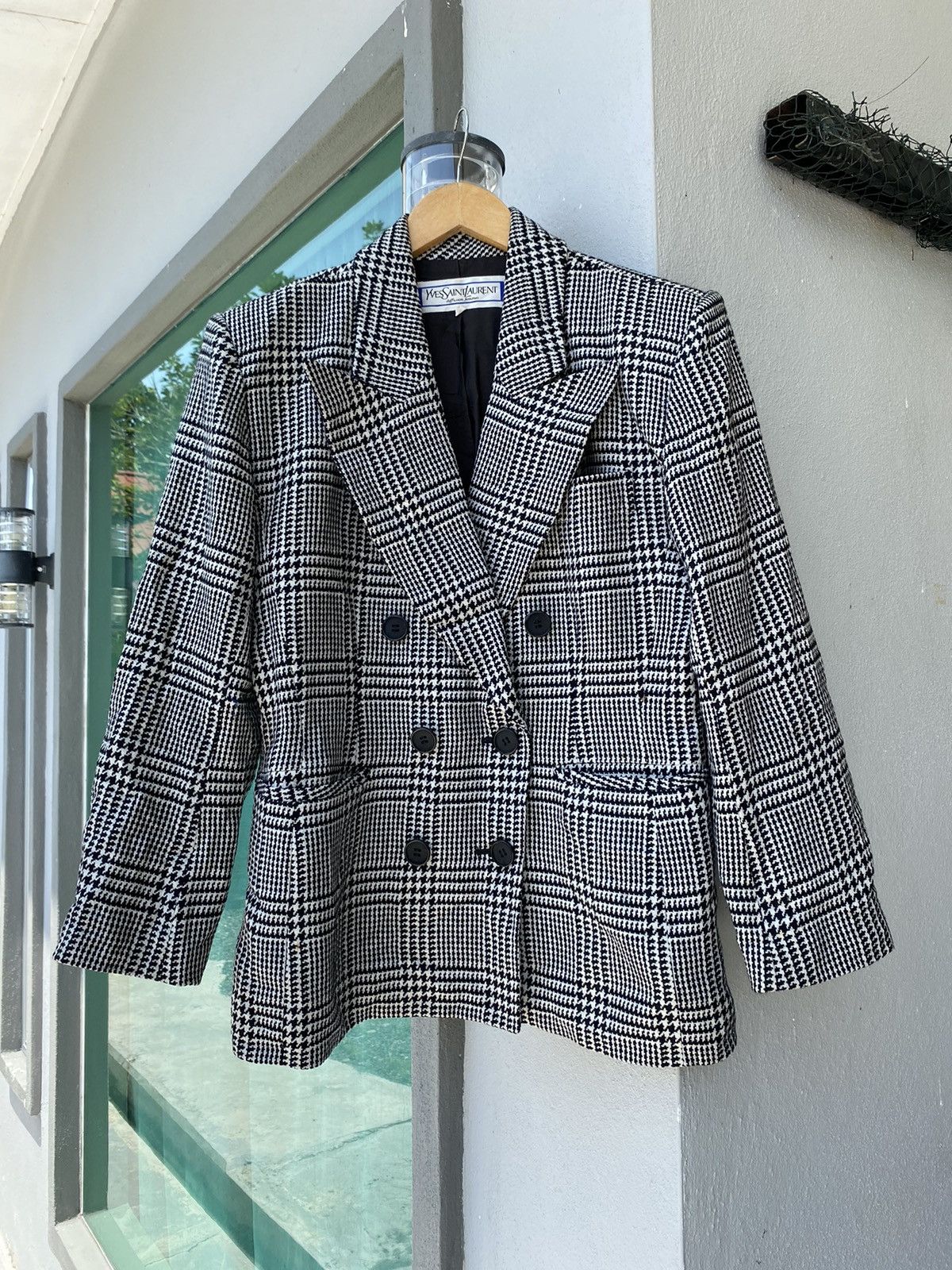Designer × Yves Saint Laurent Yves Saint Laurent Blazer Size M / US 6-8 / IT 42-44 - 1 Thumbnail