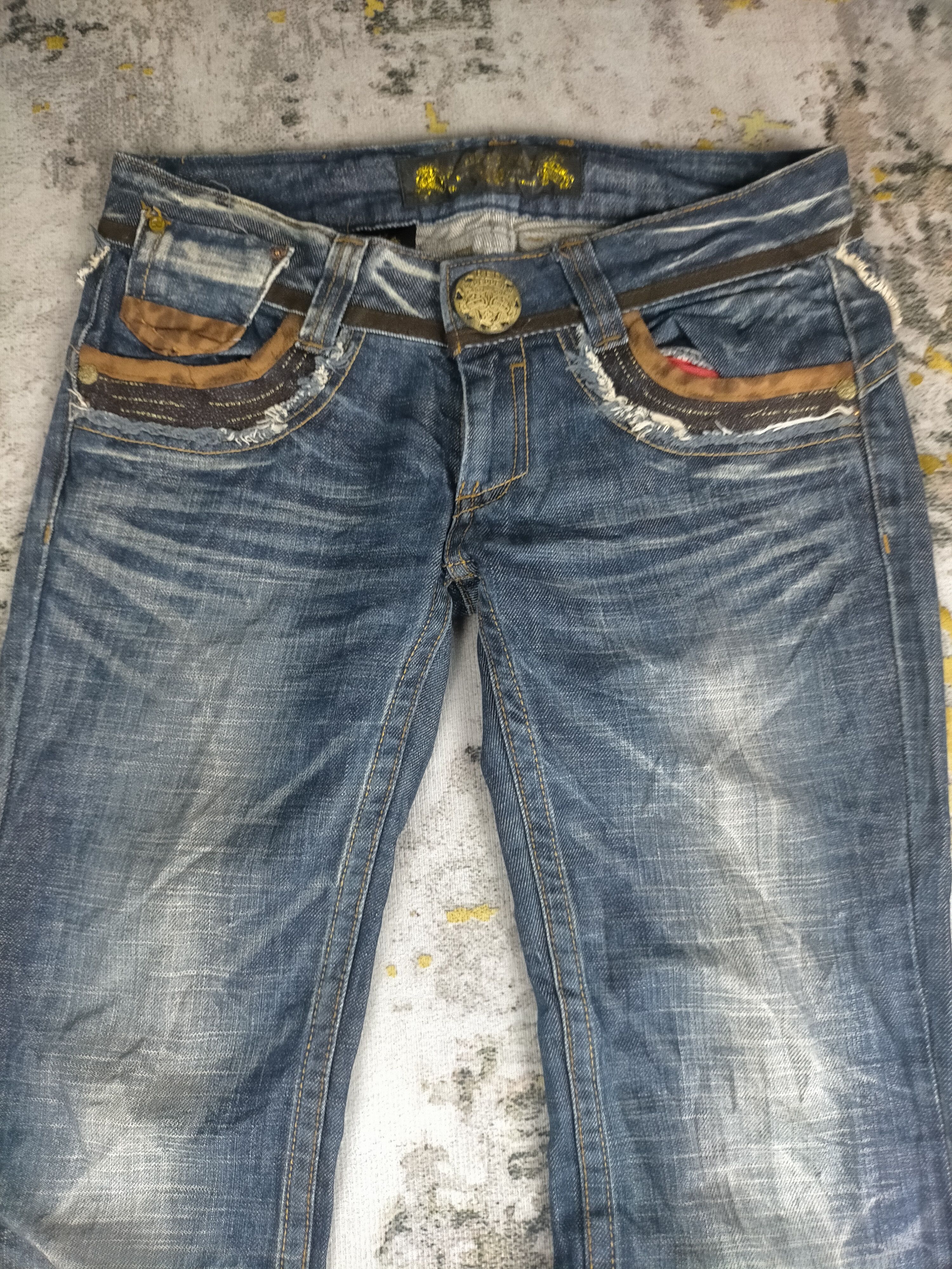 Tornado Mart Vintage Red Pepper Flared Mudwash Jeans Size US 29 - 7 Thumbnail