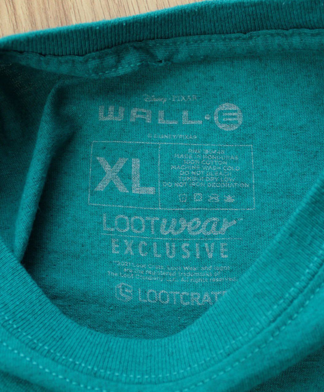 Disney 🔥 Wall-E Disney Pixar Vintage Movie T Shirt Robots Space Y2K Size US XL / EU 56 / 4 - 3 Thumbnail