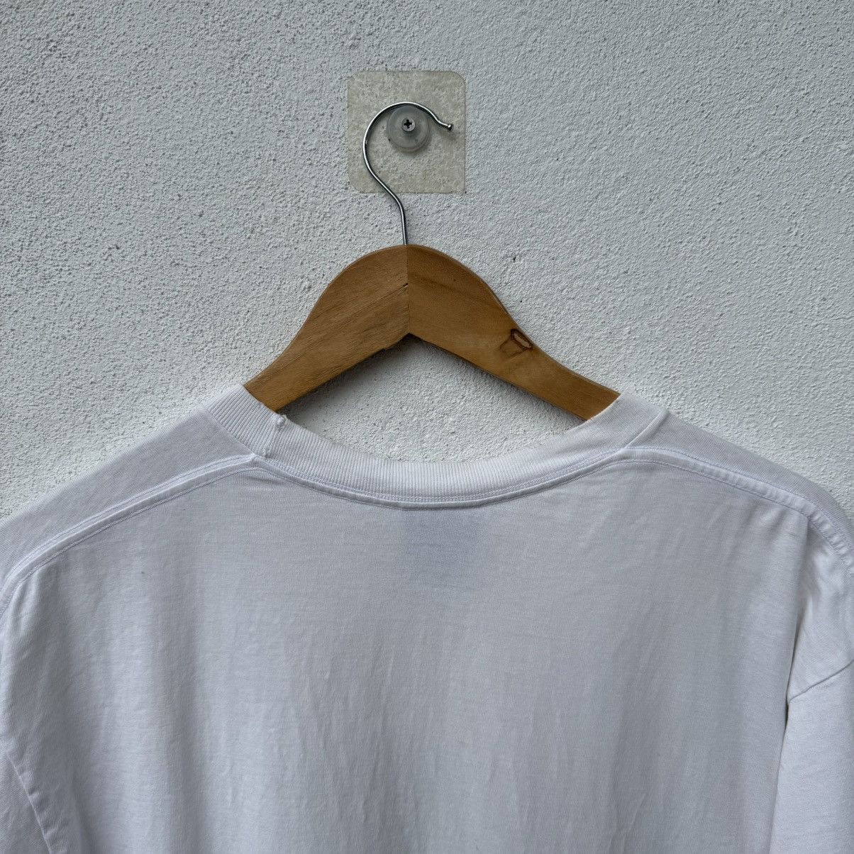 Bape Vintage A Bathing Ape BAPE Busy Work Tee Shirt Size US L / EU 52-54 / 3 - 3 Thumbnail
