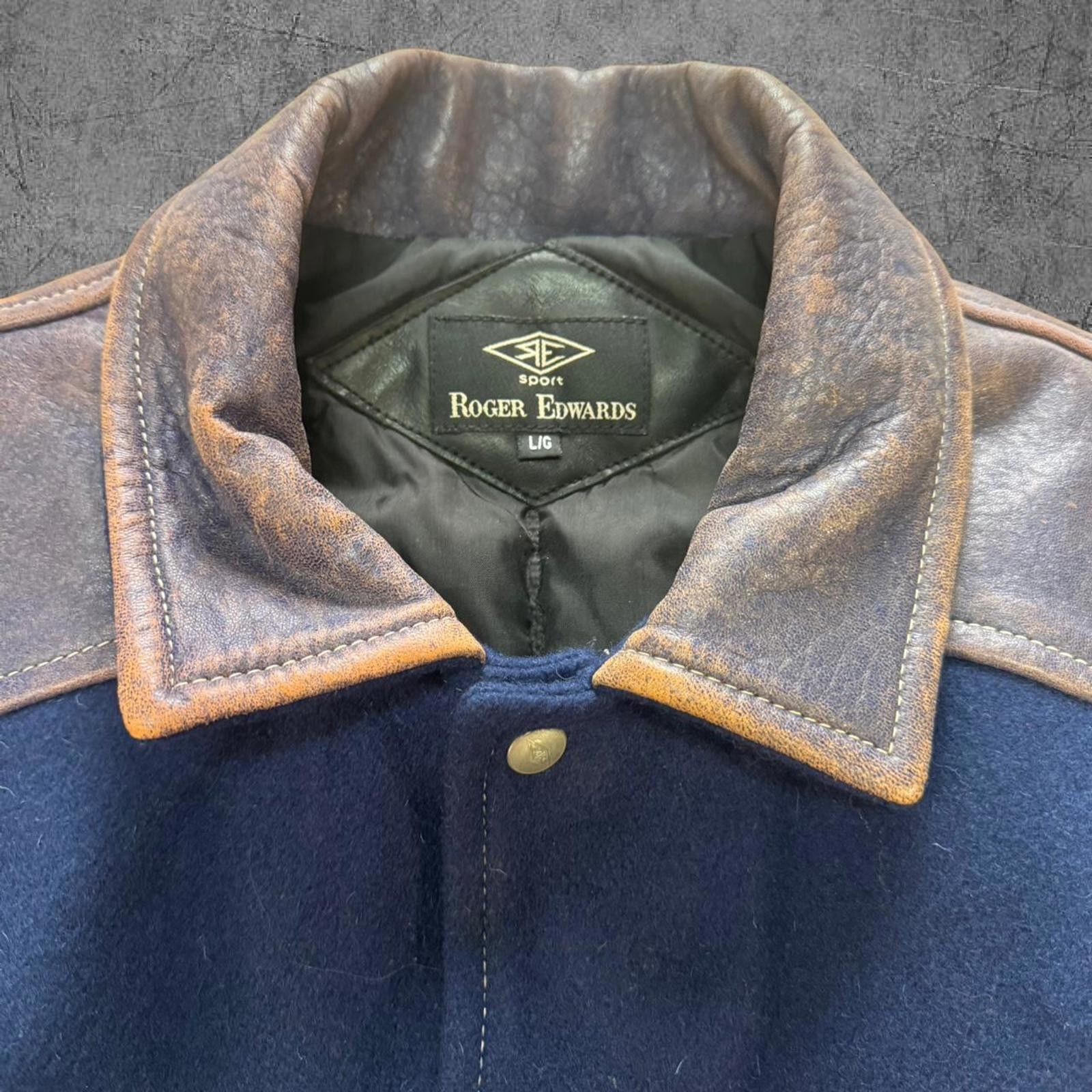 NHL Vintage 90s NHL Labatt Blue Limited Edition Leather Coat Size US L / EU 52-54 / 3 - 5 Thumbnail