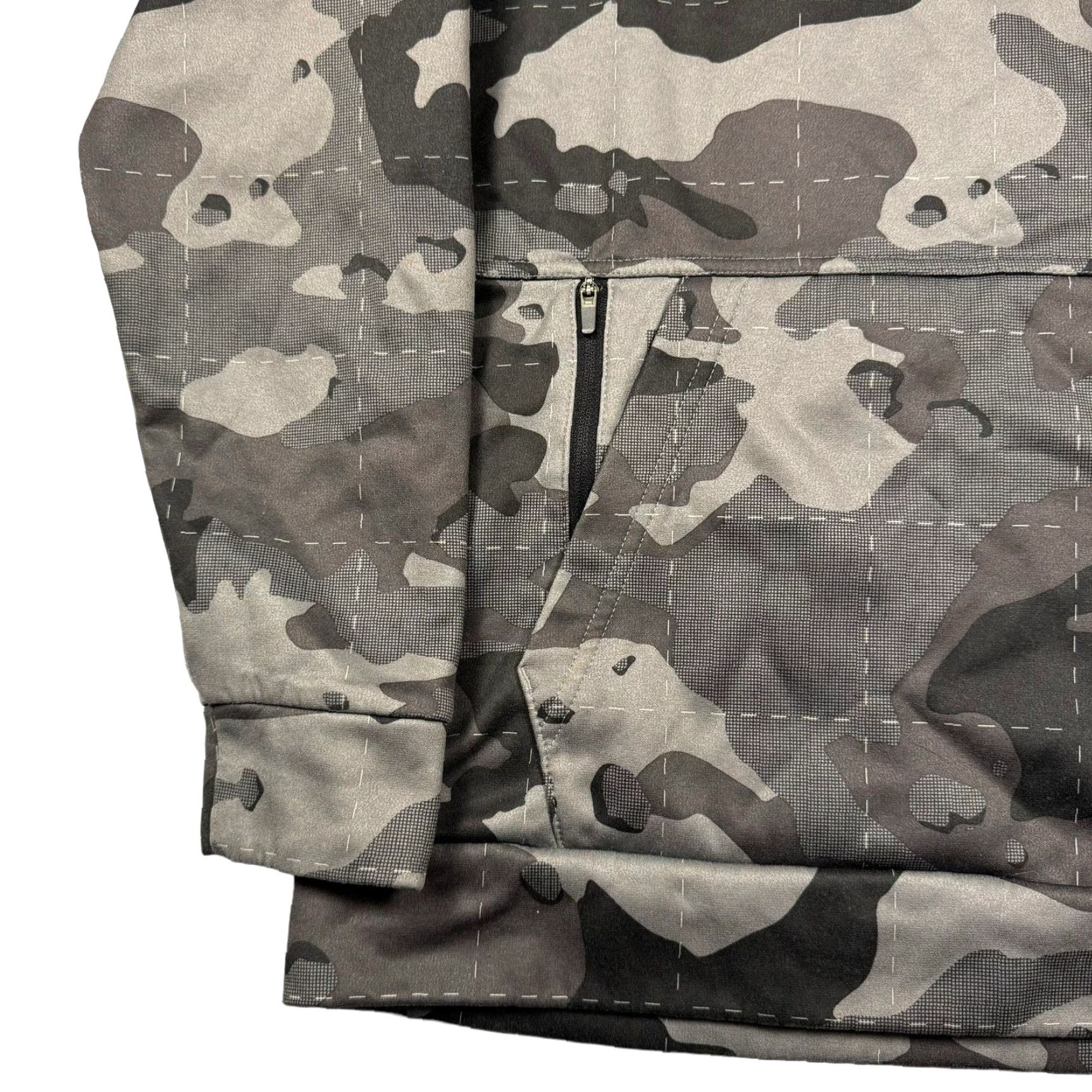 Nike Nike Camo Hoodie Men’s Medium Training Pullover Tech Snow Therma-Fit Sweatshirt Size US M / EU 48-50 / 2 - 3 Thumbnail