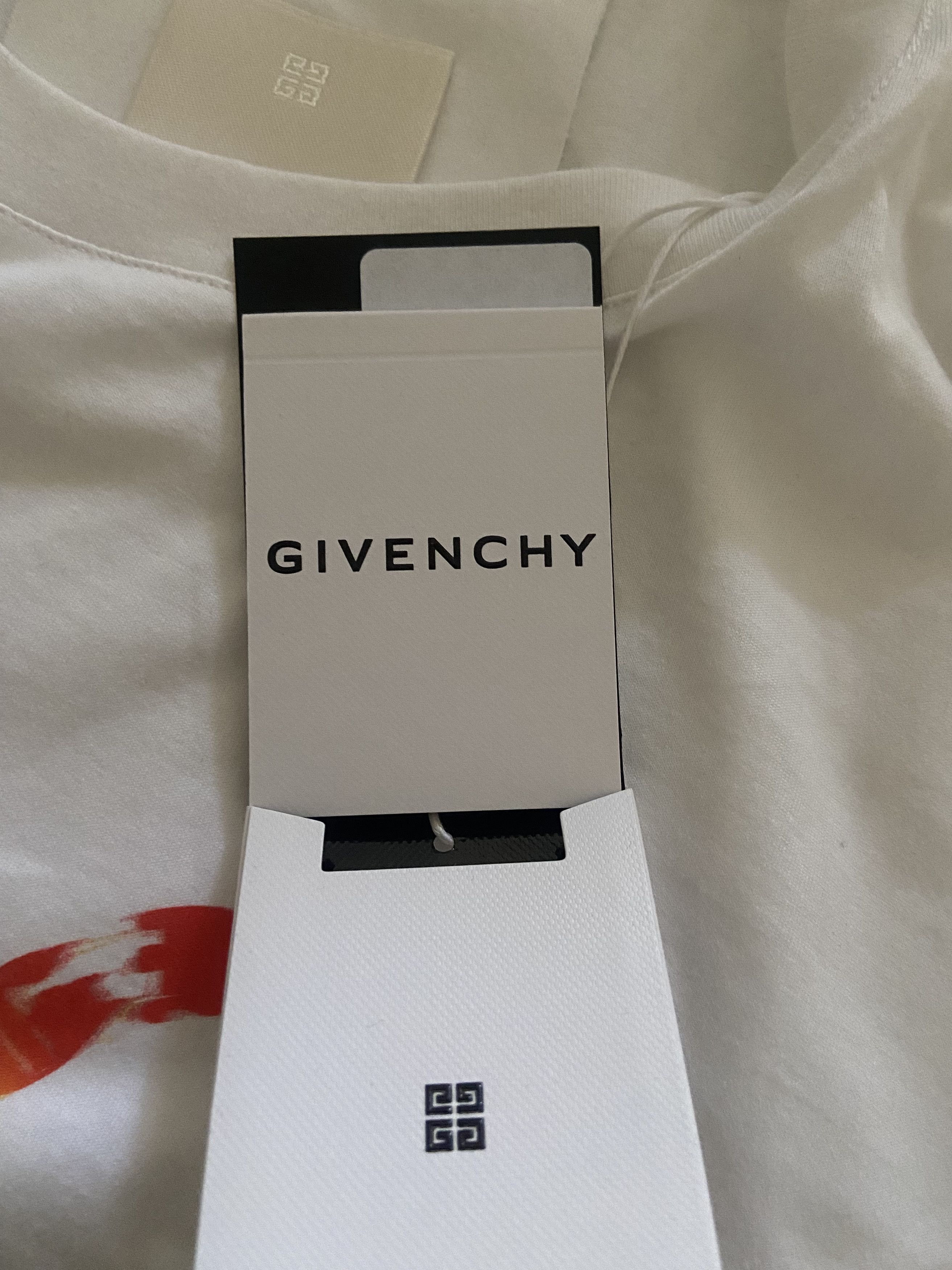 Givenchy Givenchy Logo Shark Rottweiler T-shirt White Size US XL / EU 56 / 4 - 12 Thumbnail