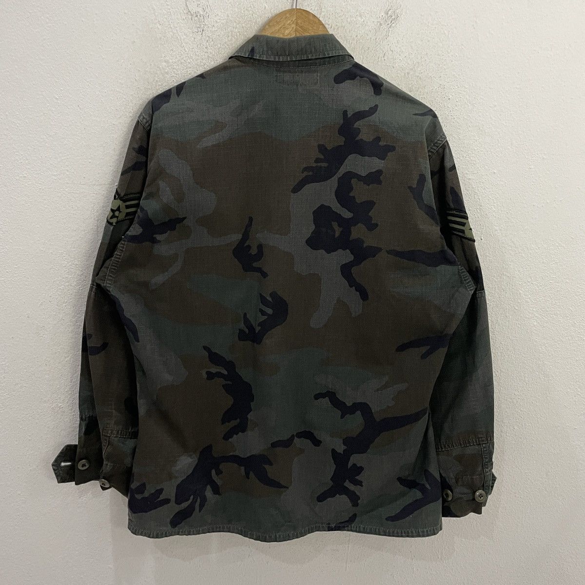 Vintage Vintage 90s Usaf Air Force BDU Woodland Camo Jacket Size US L / EU 52-54 / 3 - 8 Thumbnail
