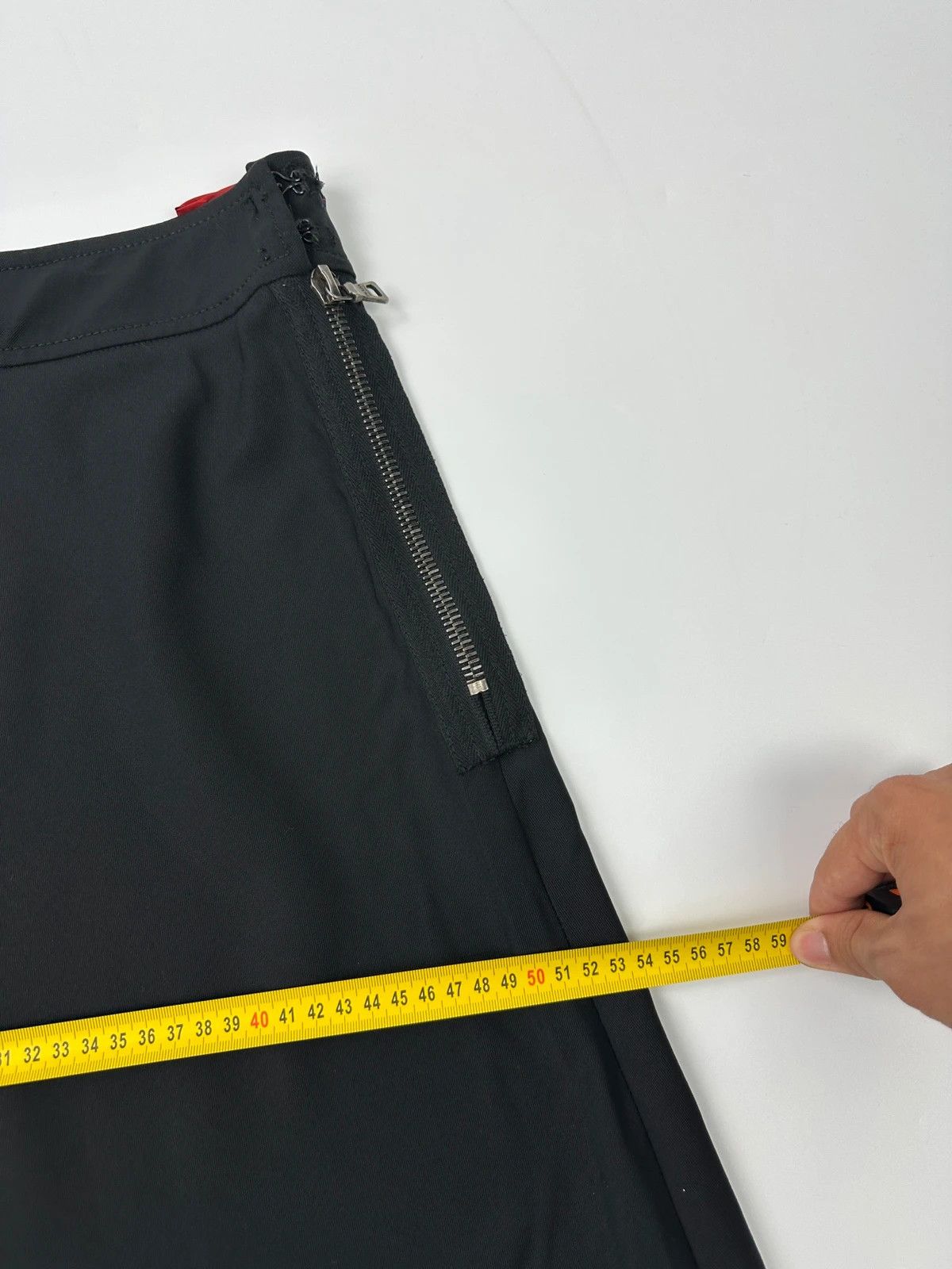 Prada Prada Sport 00’s Black Wool Mid Length Skirt Size 28" / US 6 / IT 42 - 11 Thumbnail