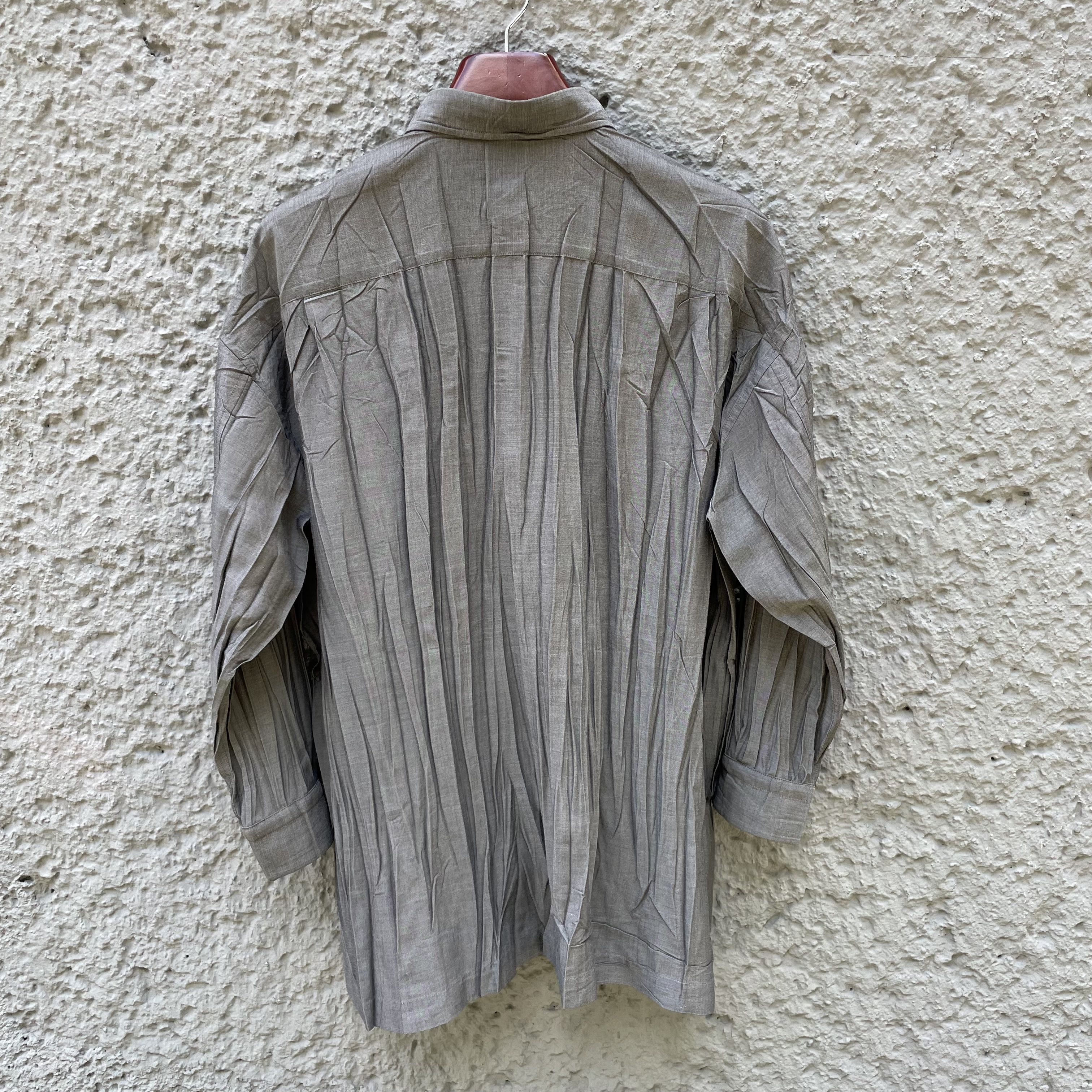 Issey Miyake Issey Miyake Grey Oversized Pleated Shirt Button Up Size US M / EU 48-50 / 2 - 2 Thumbnail