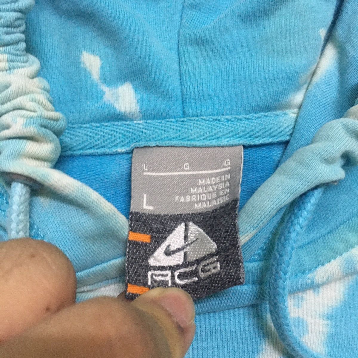 Nike ACG Distressed Y2K Nike ACG Cetre Logo Custom Tye Dye Hoodies Size US XL / EU 56 / 4 - 15 Thumbnail
