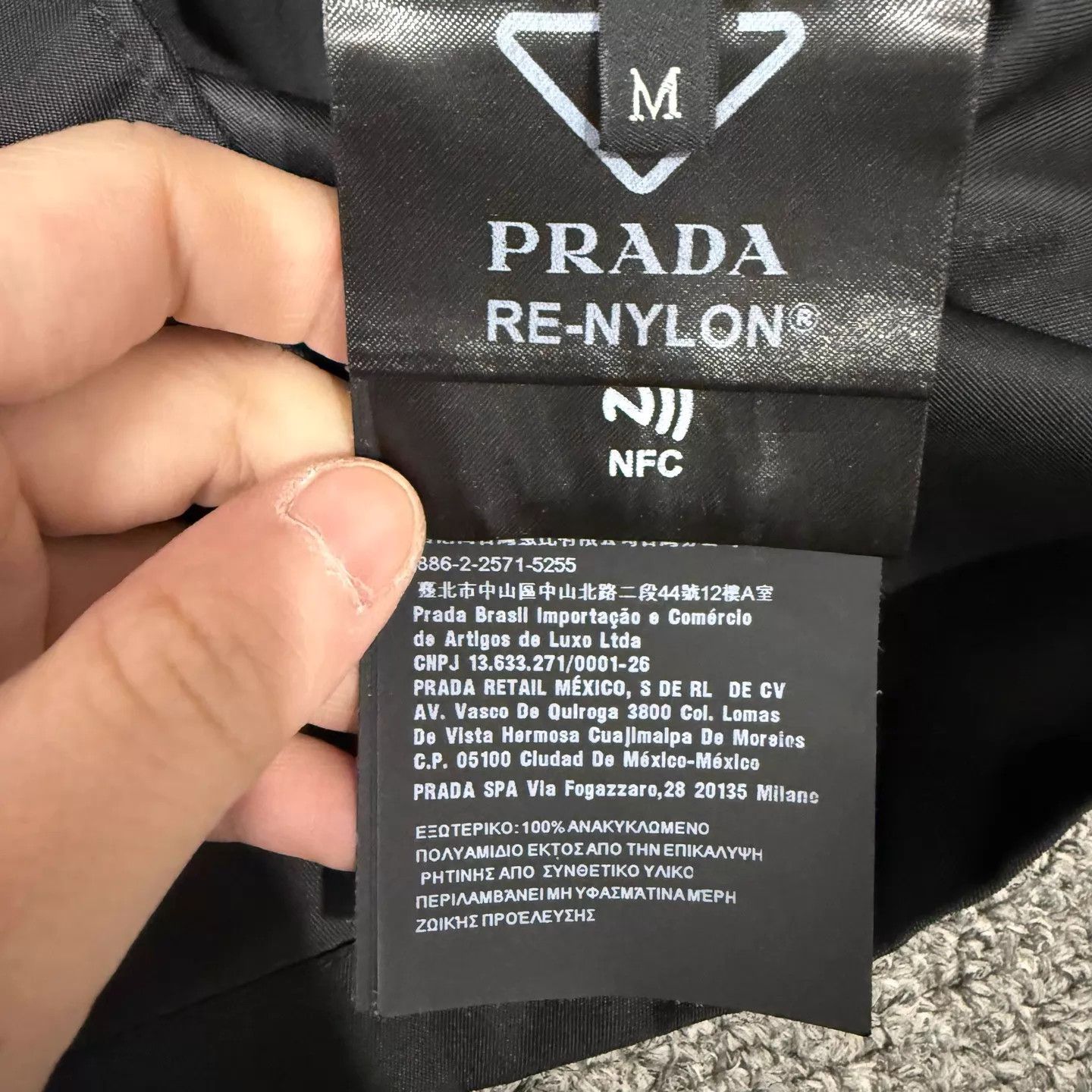 Prada Prada black triangle logo button-front nylon shirt M Size US M / EU 48-50 / 2 - 4 Thumbnail
