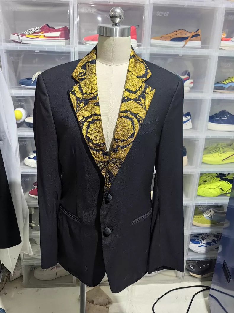 Versace Versace Thorn floral neckline suit Size US L / EU 52-54 / 3 - 3 Thumbnail