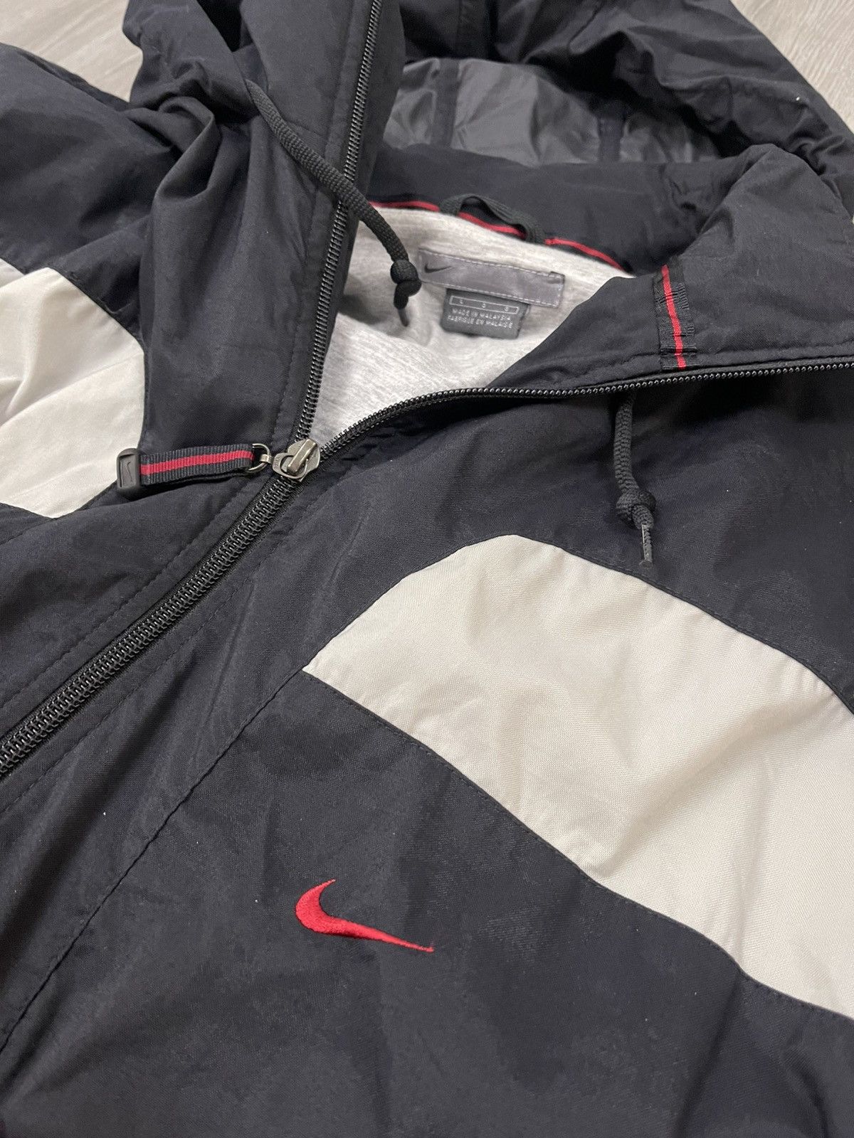 Nike × Vintage Vintage Nike Nylon Jacket Size US L / EU 52-54 / 3 - 5 Thumbnail