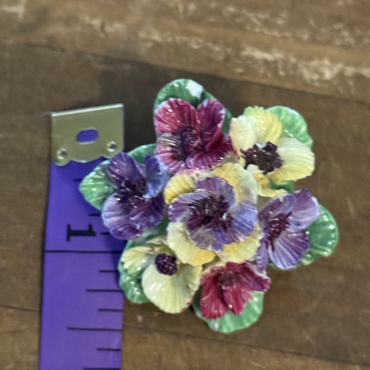 Vintage Vintage Crown Staffordshire England porcelain floral brooch Size ONE SIZE - 6 Thumbnail