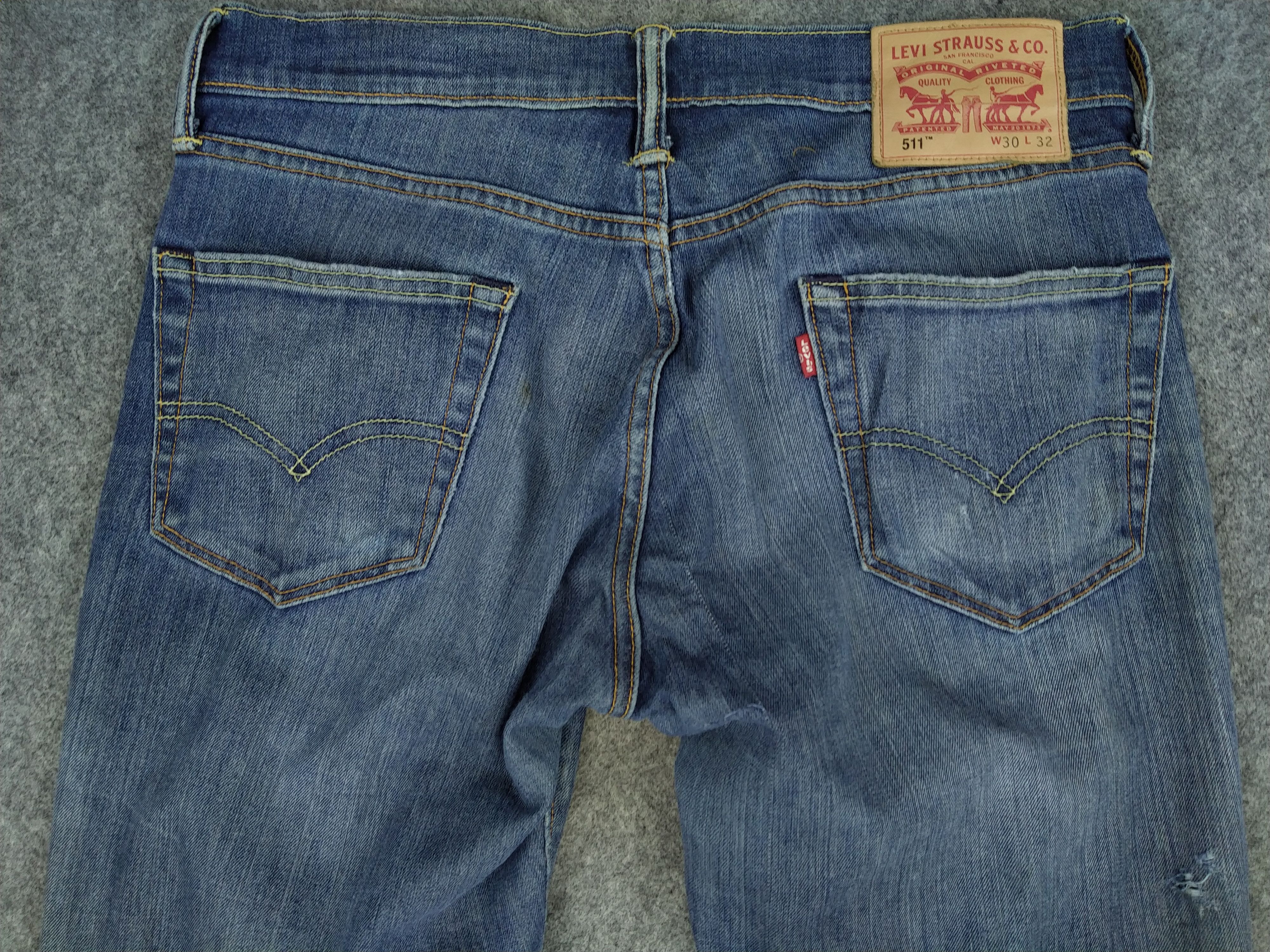 Levi's Distressed Levi's 511 Denim 31x31 -JN268 Size US 31 - 4 Thumbnail