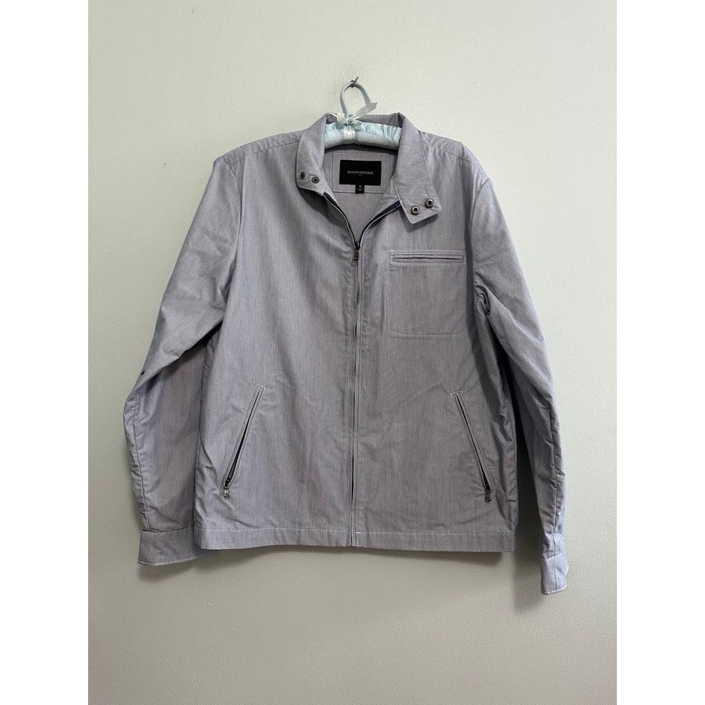 Banana Republic Banana Republic blue seersucker light jacket size M Size US M / EU 48-50 / 2 - 2 Thumbnail