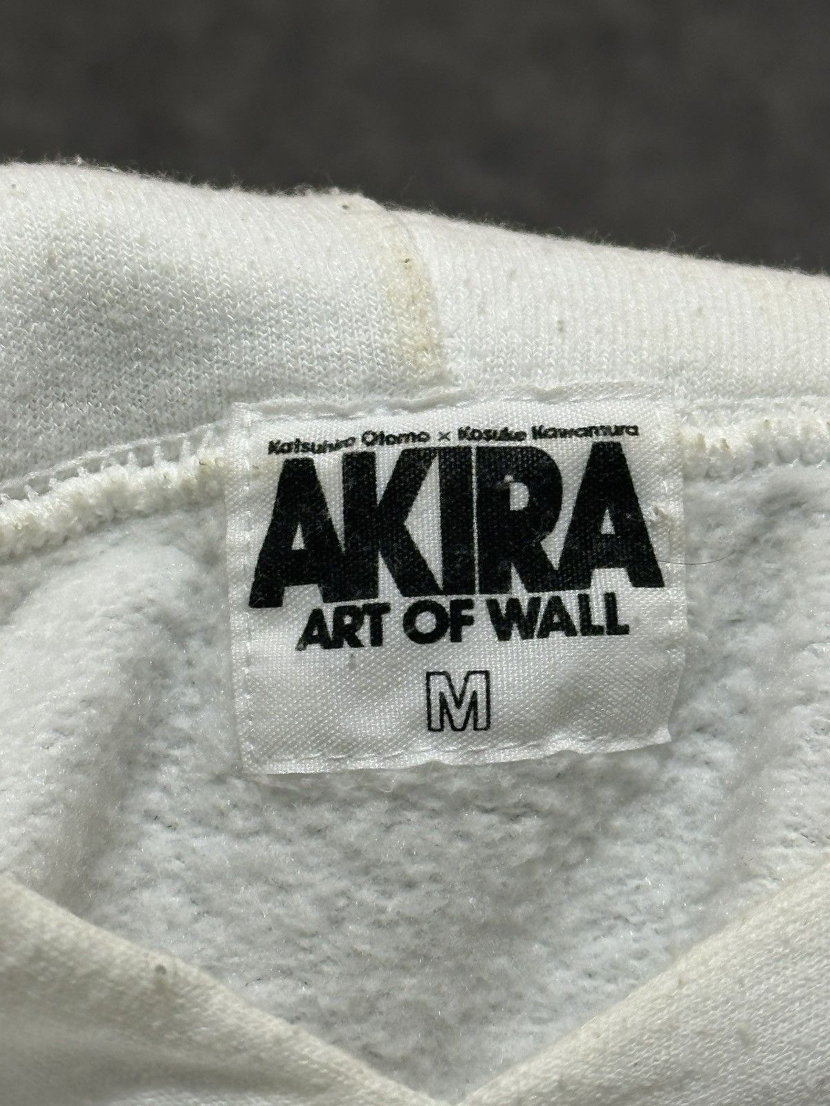 Japanese Brand AKIRA x ART OF WALL exhibition hoodie in white. Size US M / EU 48-50 / 2 - 10 Thumbnail