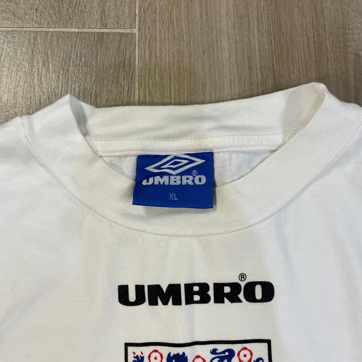 Umbro England Umbro shirt tee T-shirt football club fc 90s vintag Size US XL / EU 56 / 4 - 5 Thumbnail