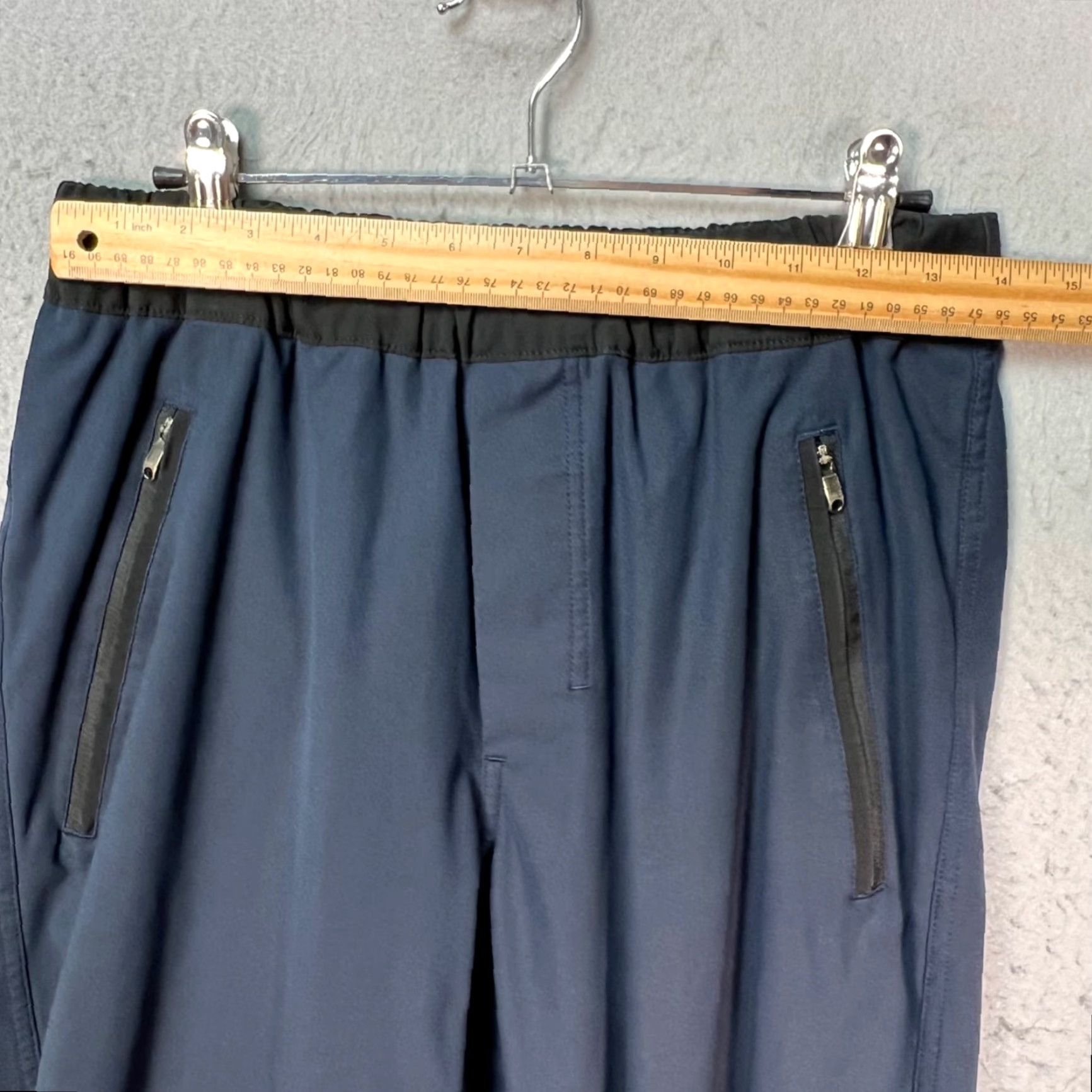 Lululemon Lululemon Mens Small Blue Jogger Athletic Pants Gym Running Pants Shorts? Size US 29 - 4 Thumbnail