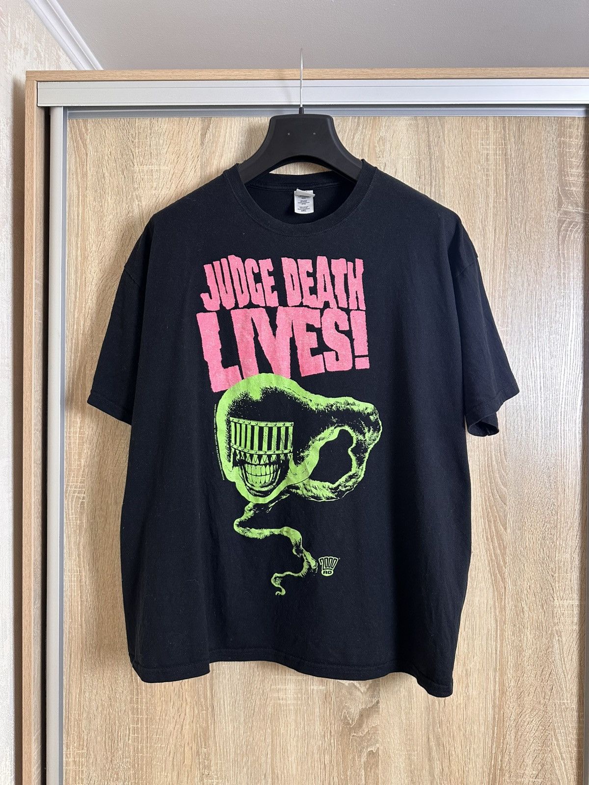 Vintage 🔥 Vintage Judge Dredd Judge Death Tag Comics Movie T Shirt Size US XXL / EU 58 / 5 - 1 Thumbnail