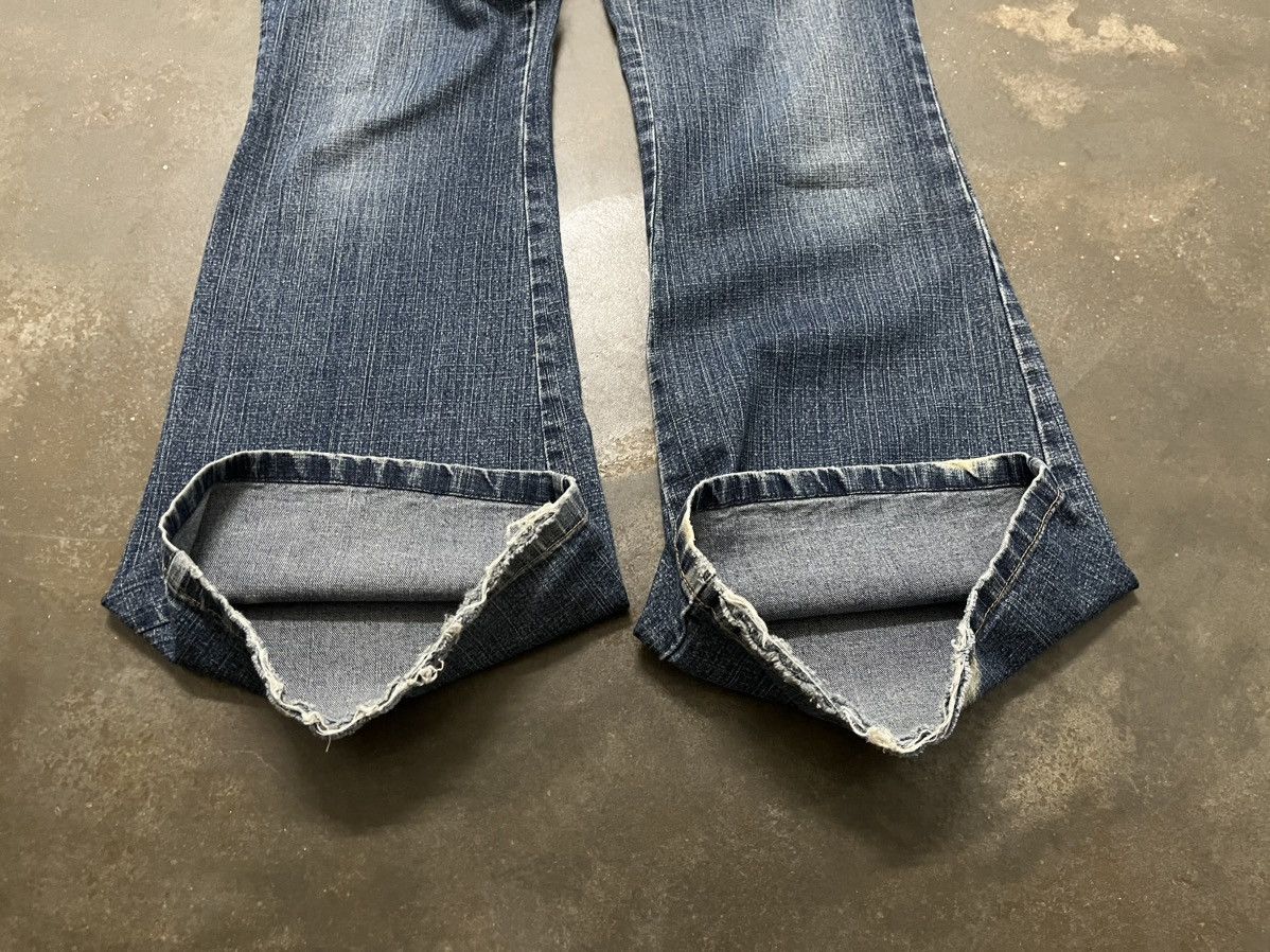 Tornado Mart Super Flare Jeans Bushpant low rise distressed F1 Size US 28 / EU 44 - 15 Thumbnail
