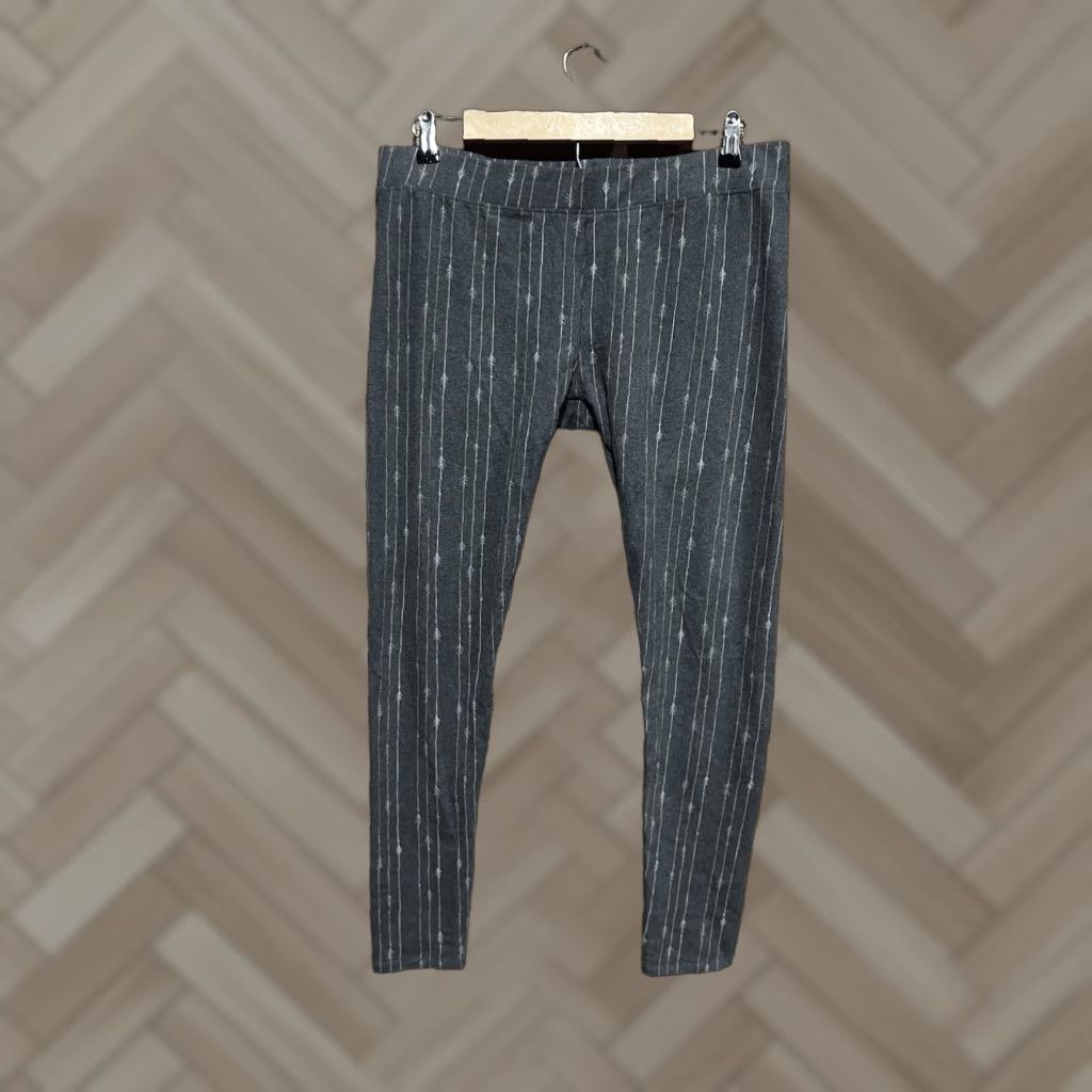 Vintage Pact Womens Gray Cropped Pants Size XL • Pants • Women • XL • Gray • Cropped • Pact Size 40" / US 18 - 1 Thumbnail