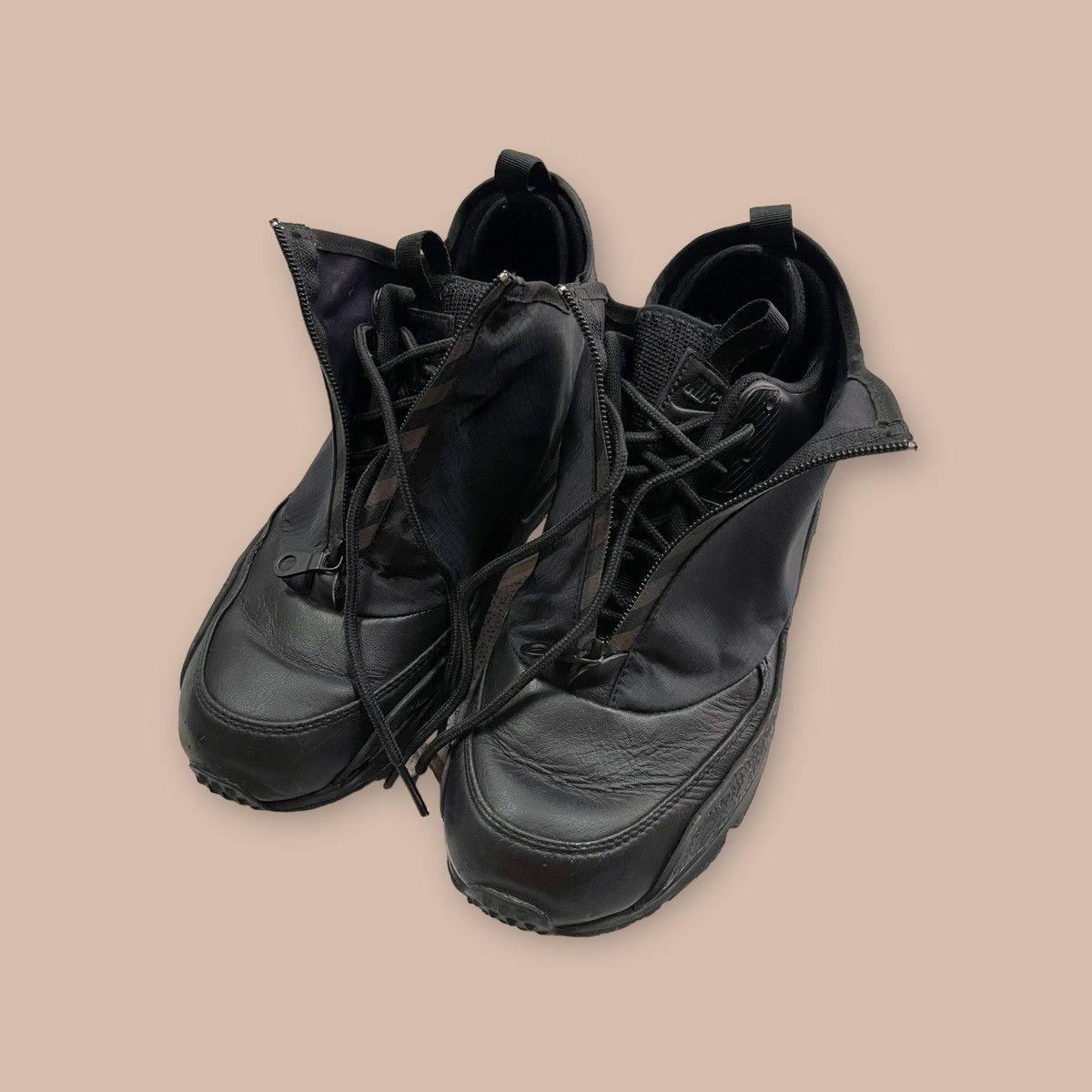 Nike Nike Air Max 90 Utility 'Triple Black' Size US 9 / EU 42 - 10 Thumbnail