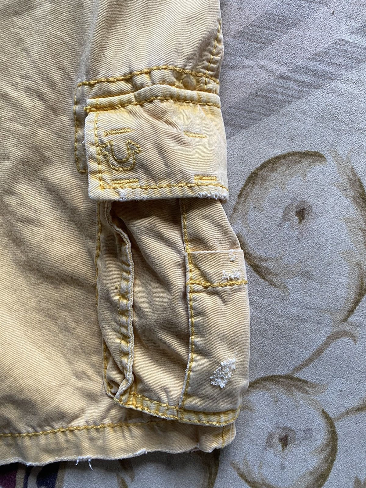 True Religion True Religion Distressed Short Pant Size US 31 - 9 Thumbnail