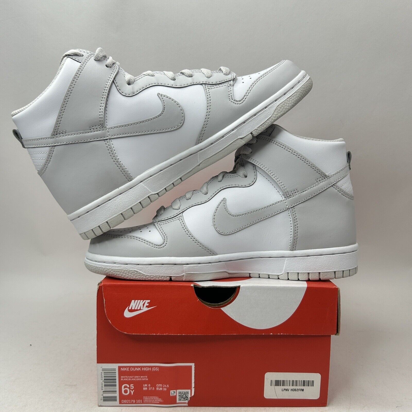 Nike Nike Dunk High GS “Vast Grey” 2024 Size US 8 / IT 38 - 3 Thumbnail